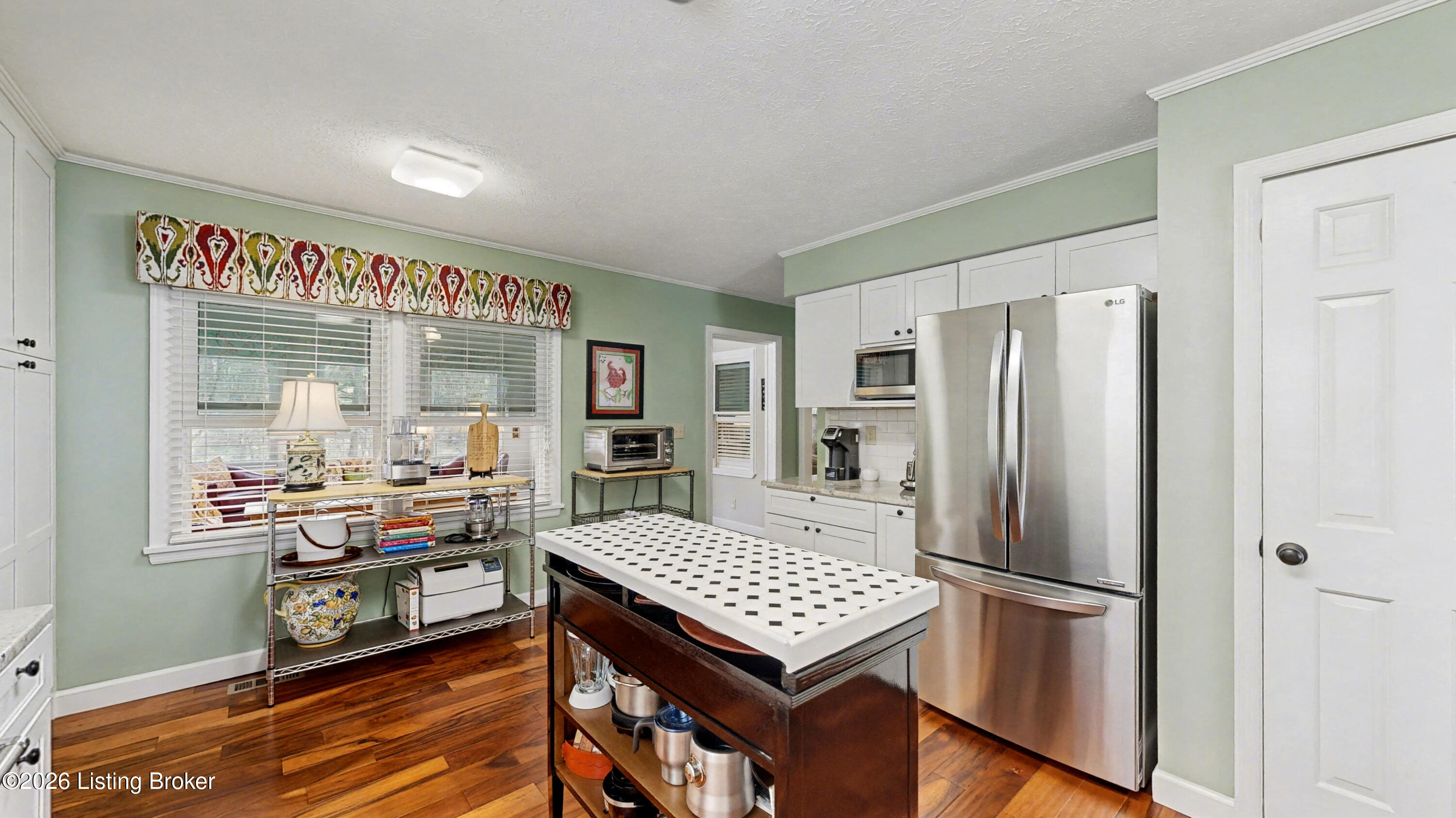 4414 Deepwood Dr