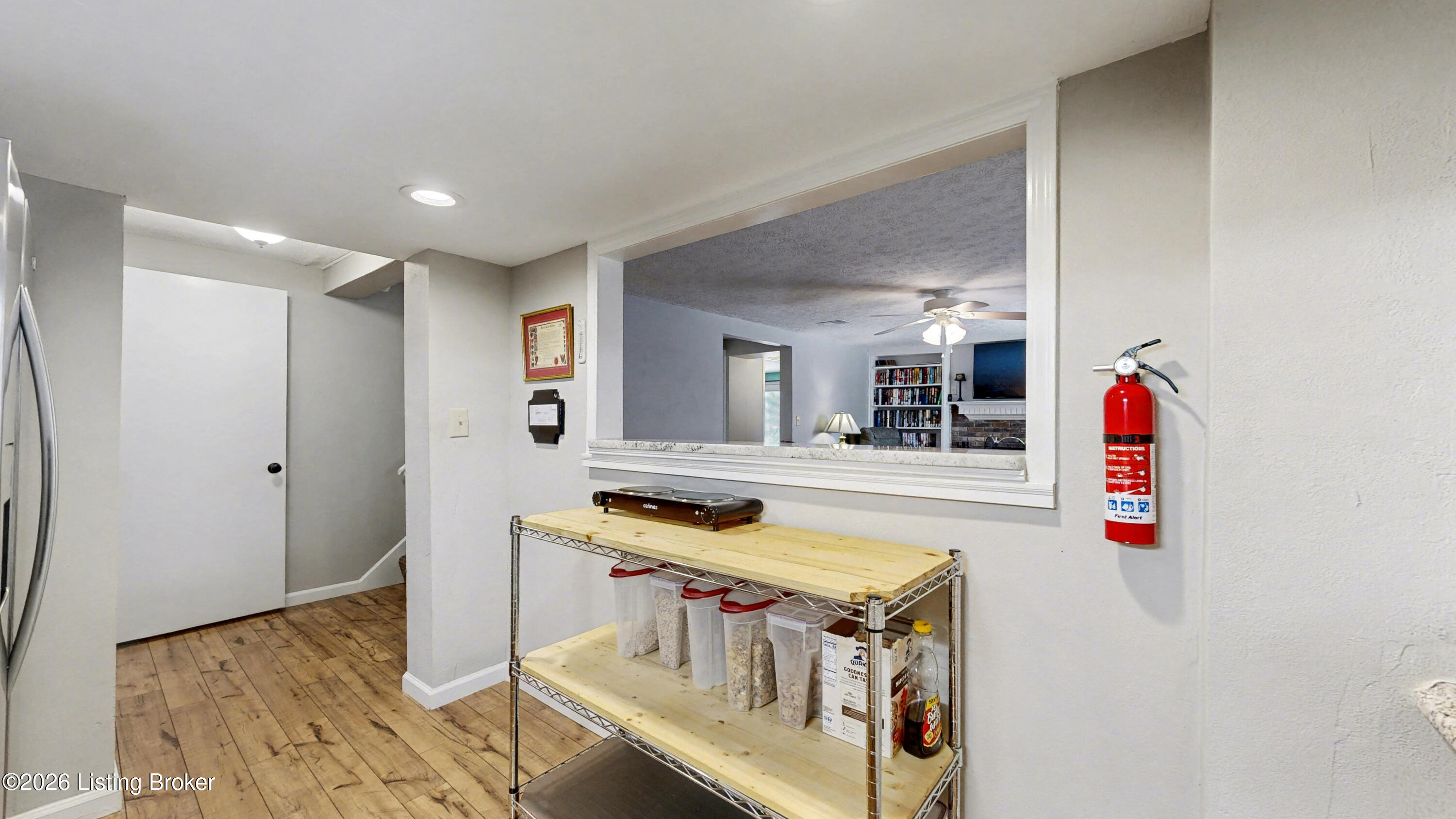 4414 Deepwood Dr