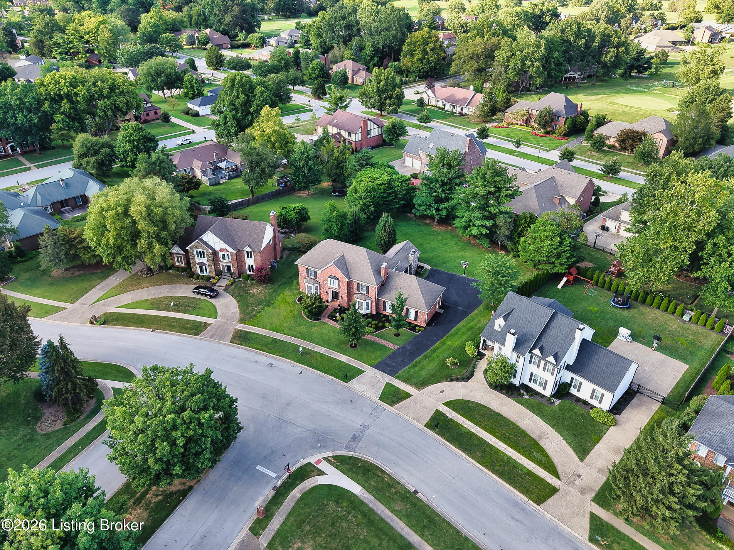 711 Bedfordshire Rd