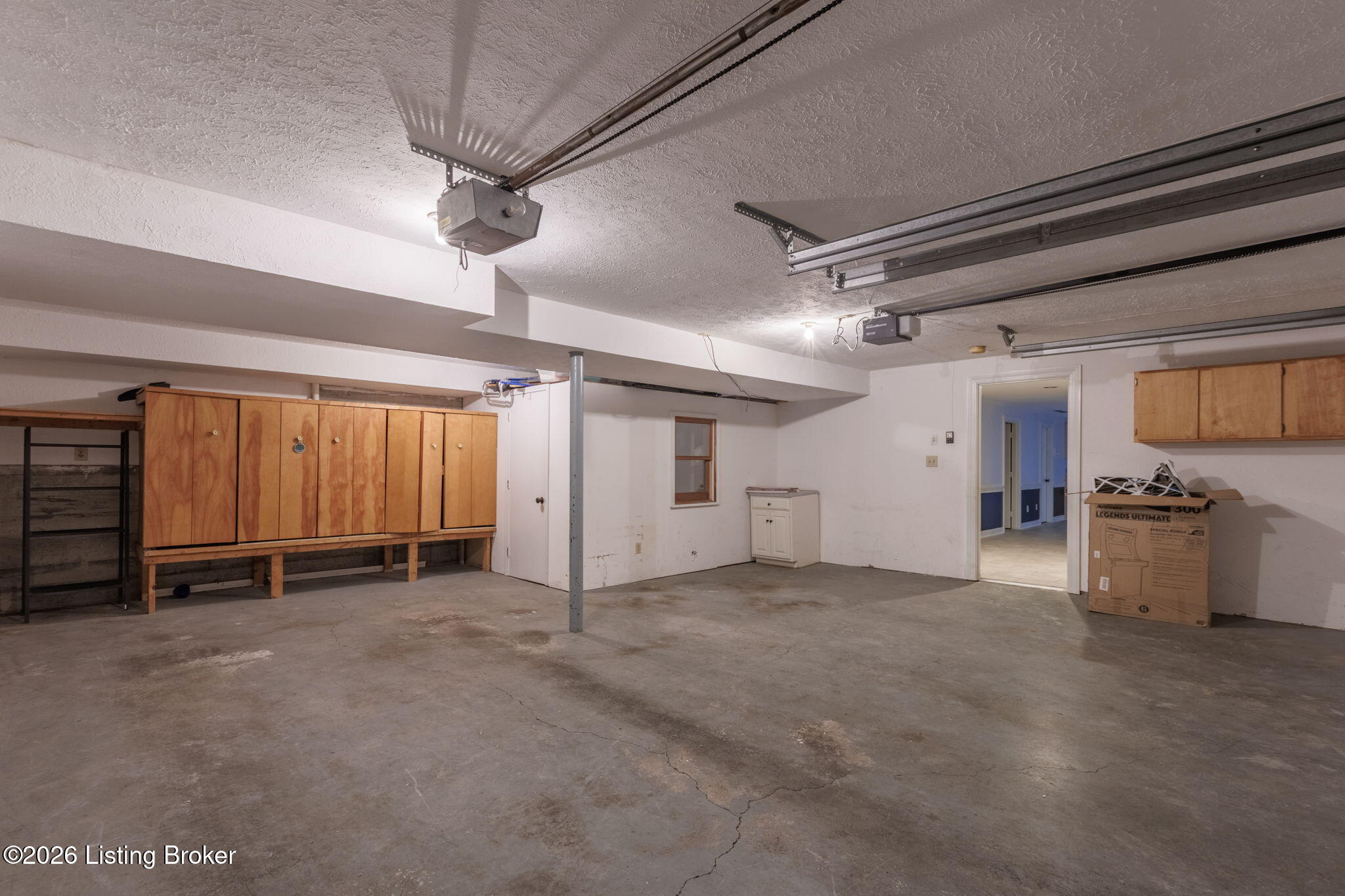 803 Lake Forest Pkwy