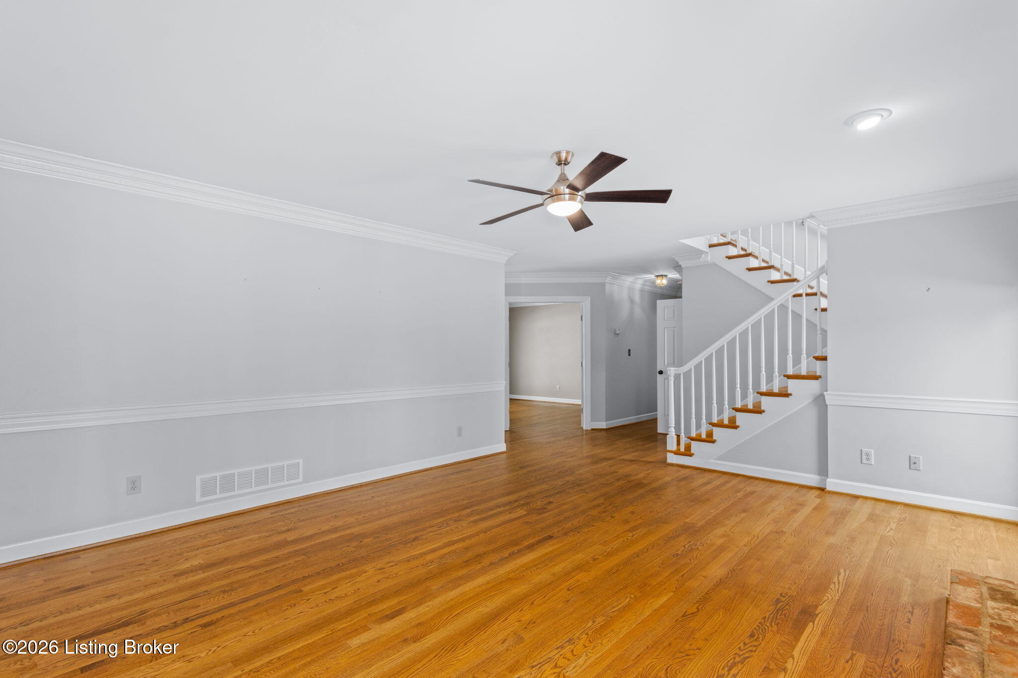 803 Lake Forest Pkwy