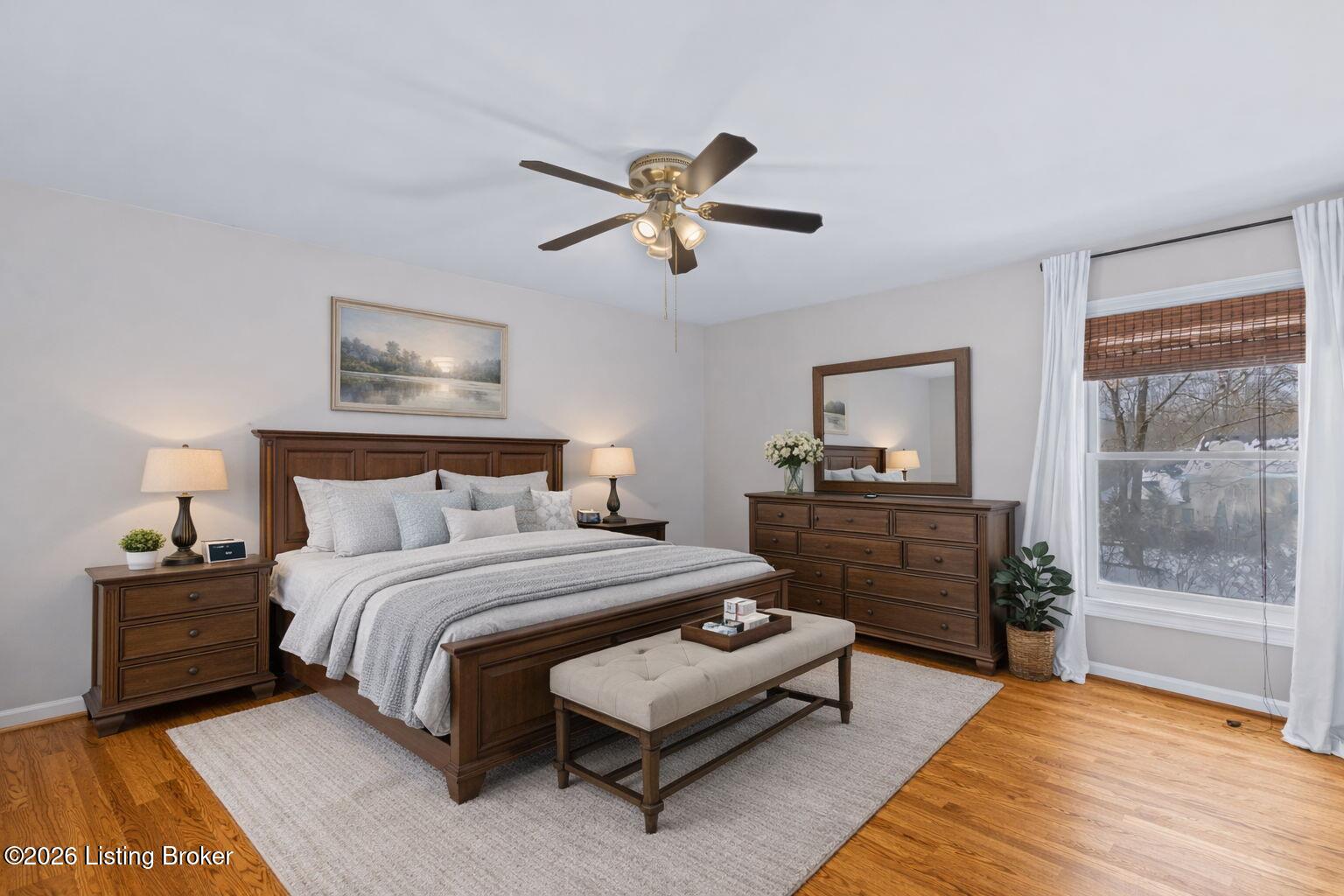 803 Lake Forest Pkwy