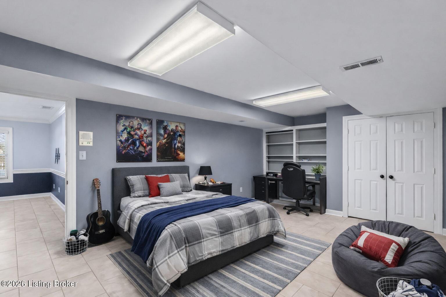 803 Lake Forest Pkwy