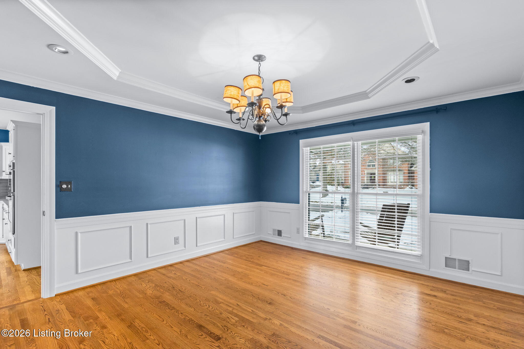 803 Lake Forest Pkwy