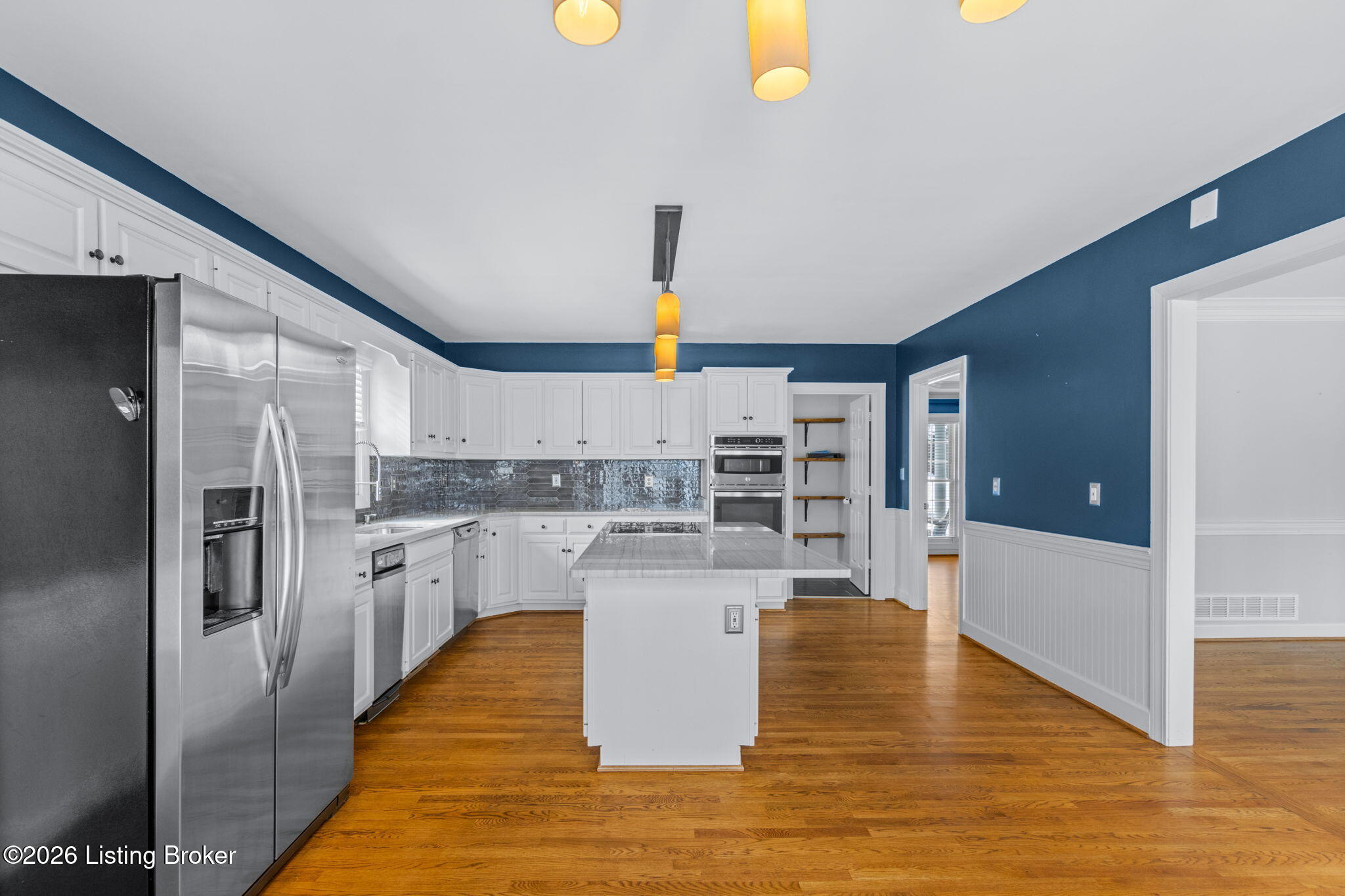 803 Lake Forest Pkwy