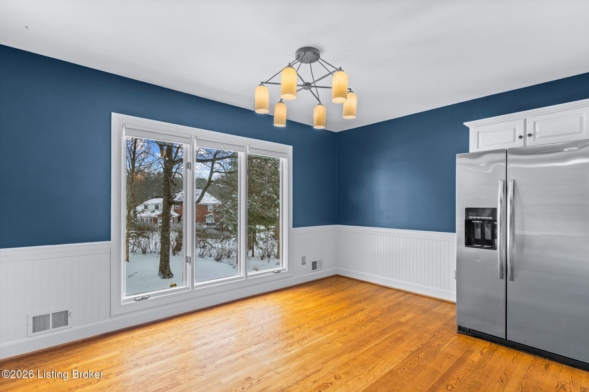 803 Lake Forest Pkwy