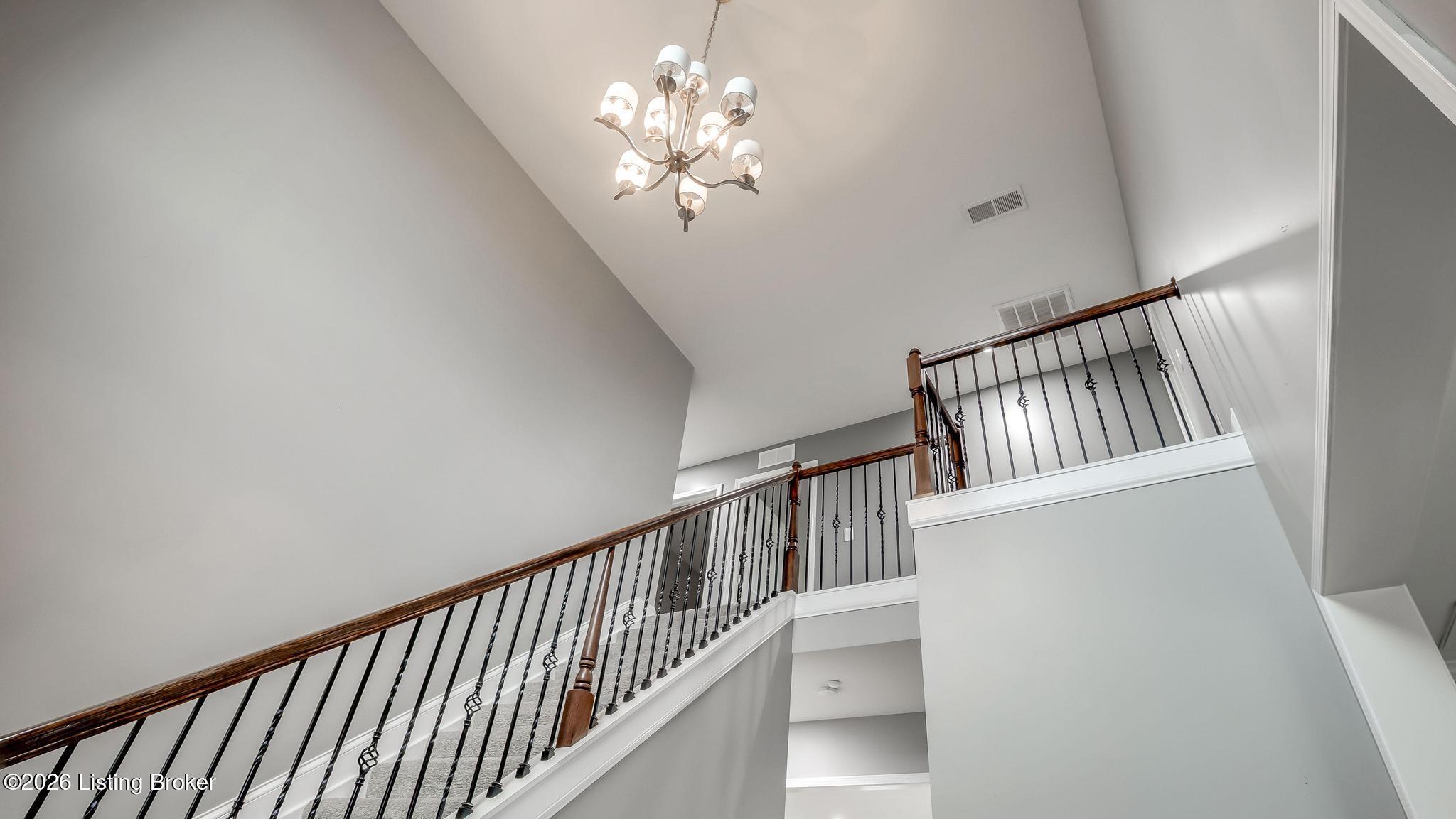 204 Chestnut Grove Ct