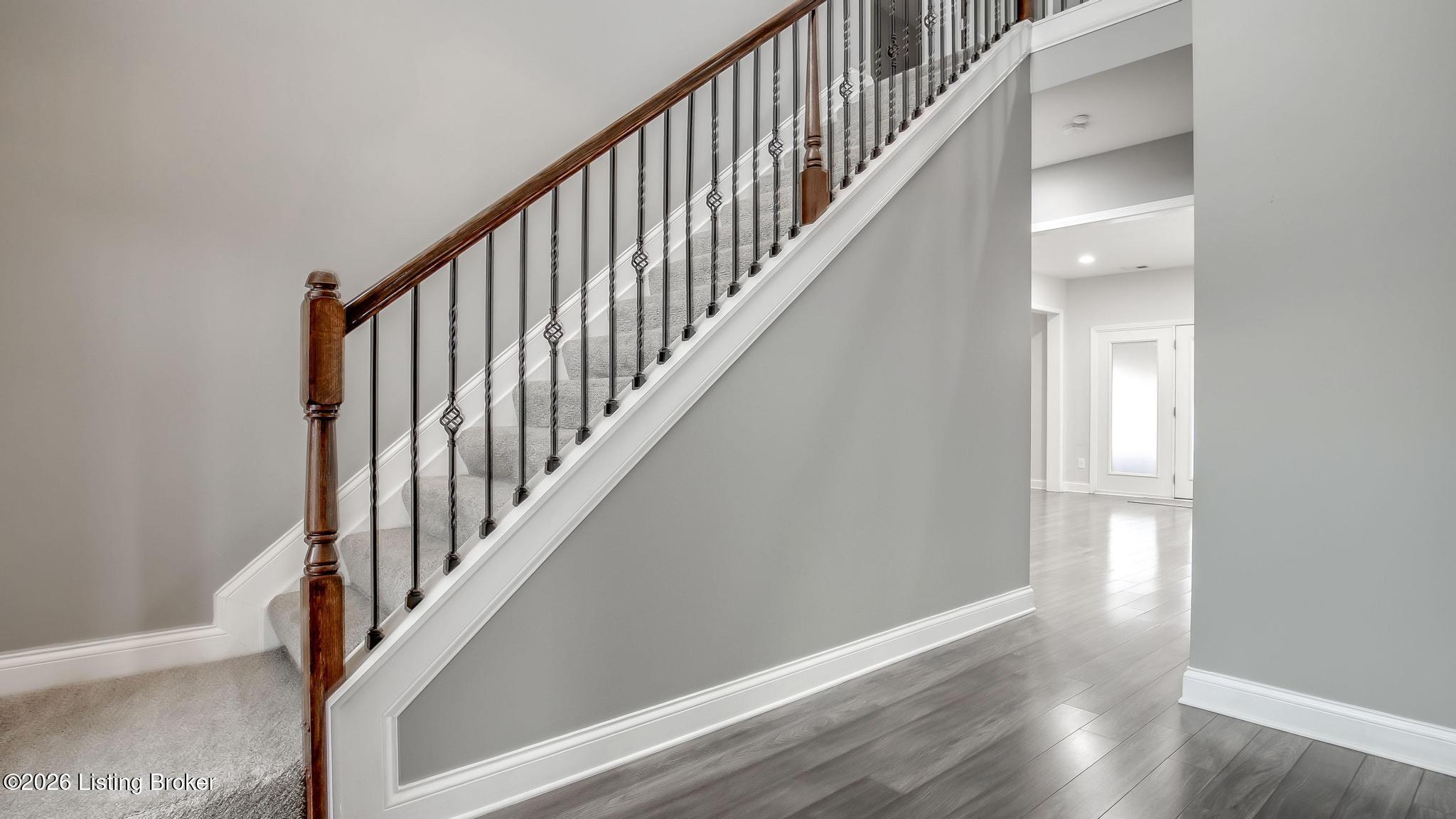 204 Chestnut Grove Ct