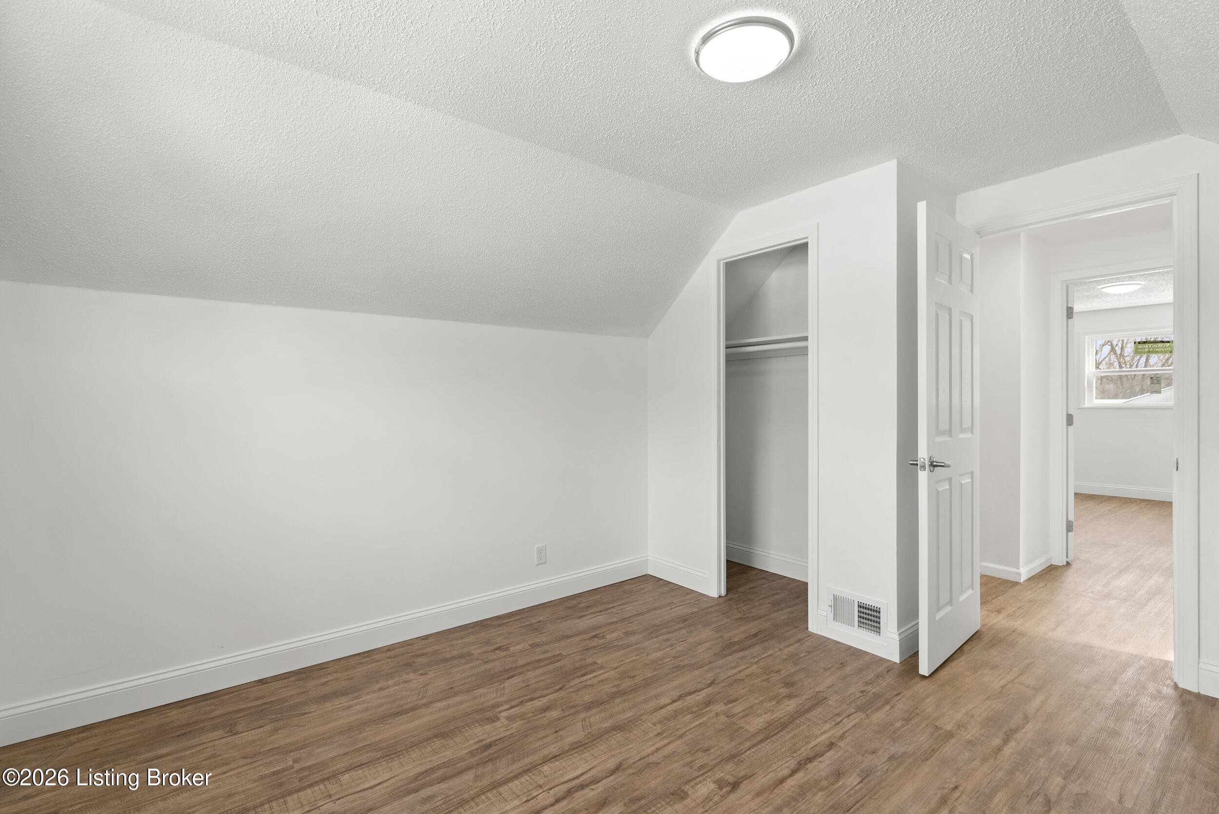 6902 John Adams Way