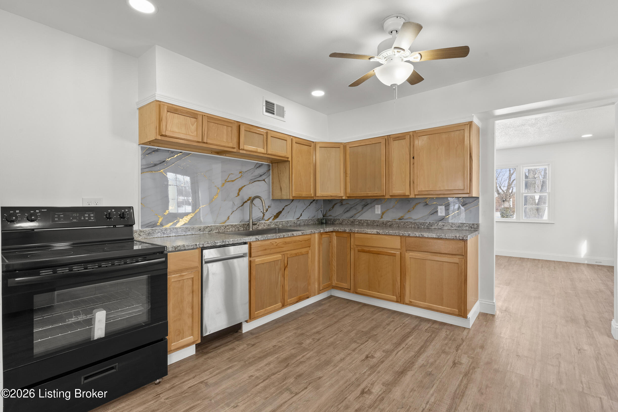 6902 John Adams Way