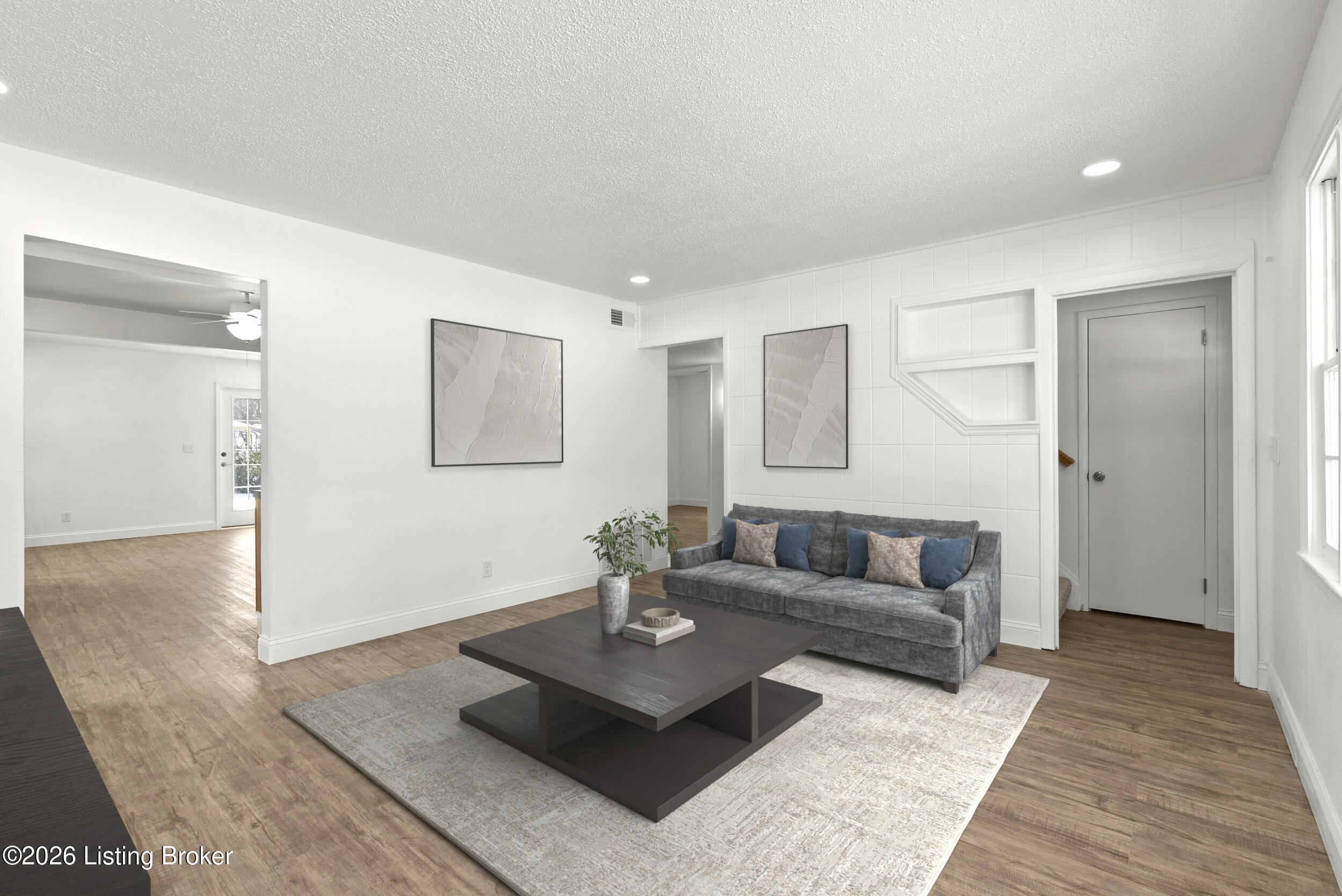 6902 John Adams Way