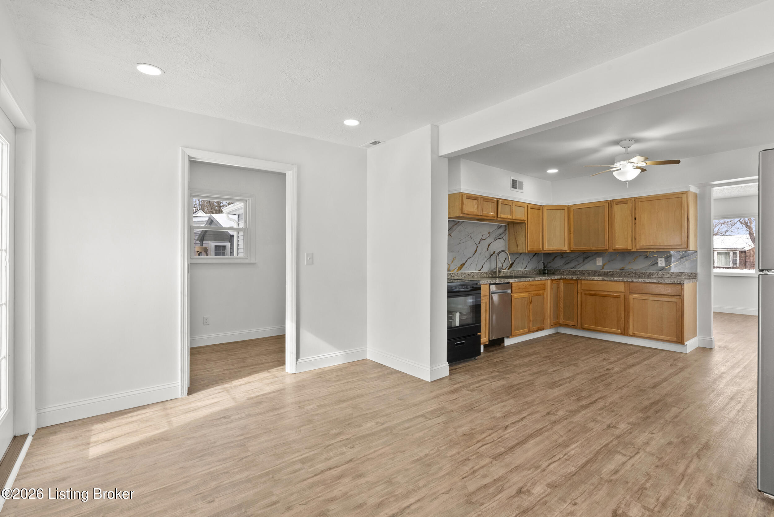 6902 John Adams Way