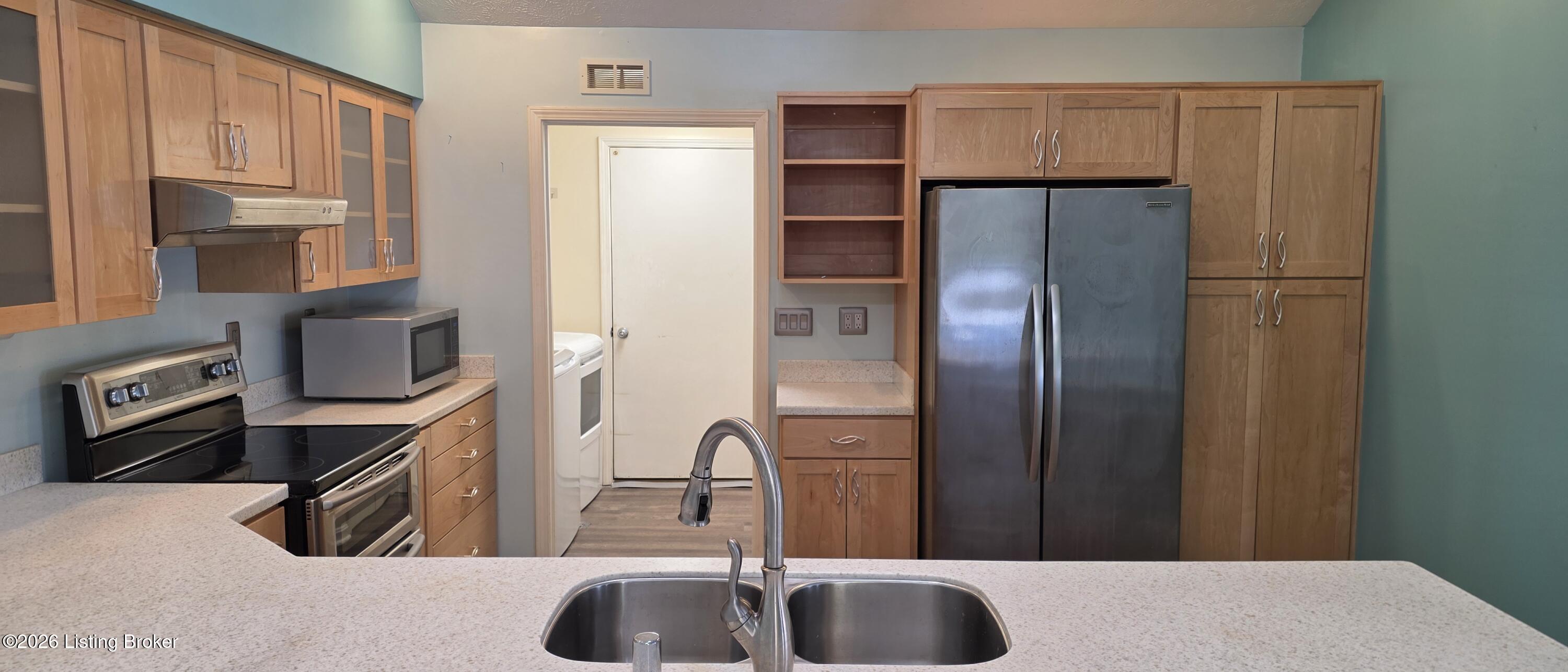 8039 Saint Andrews Village Dr