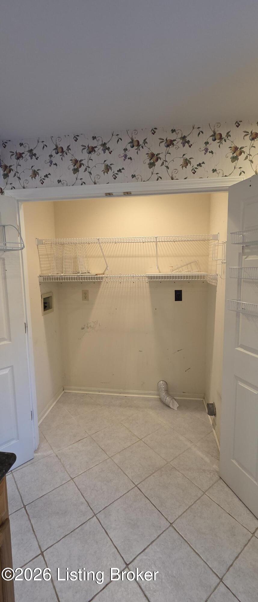 4123 Hartwick Village Pl