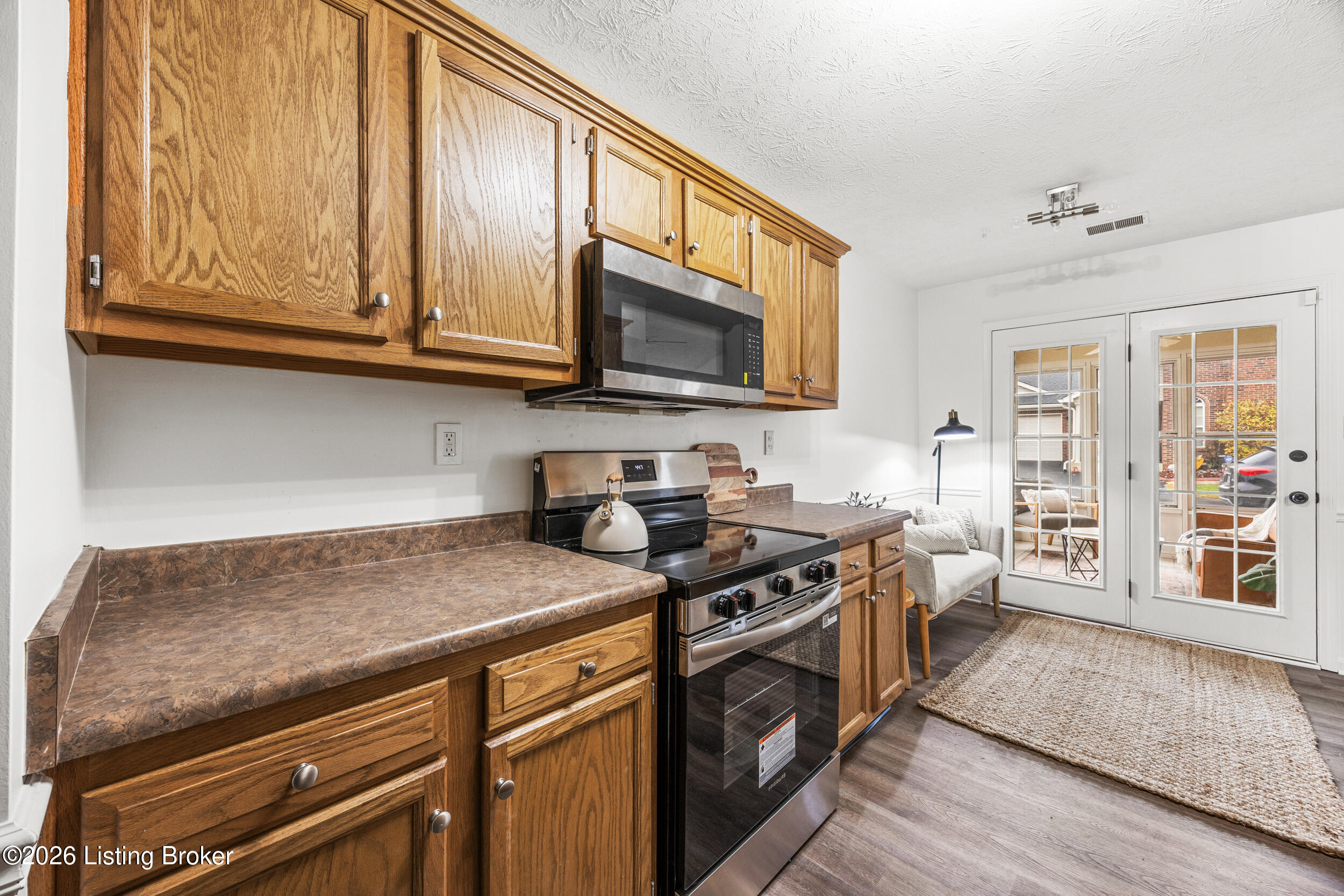 11403 Ridge Lake Dr