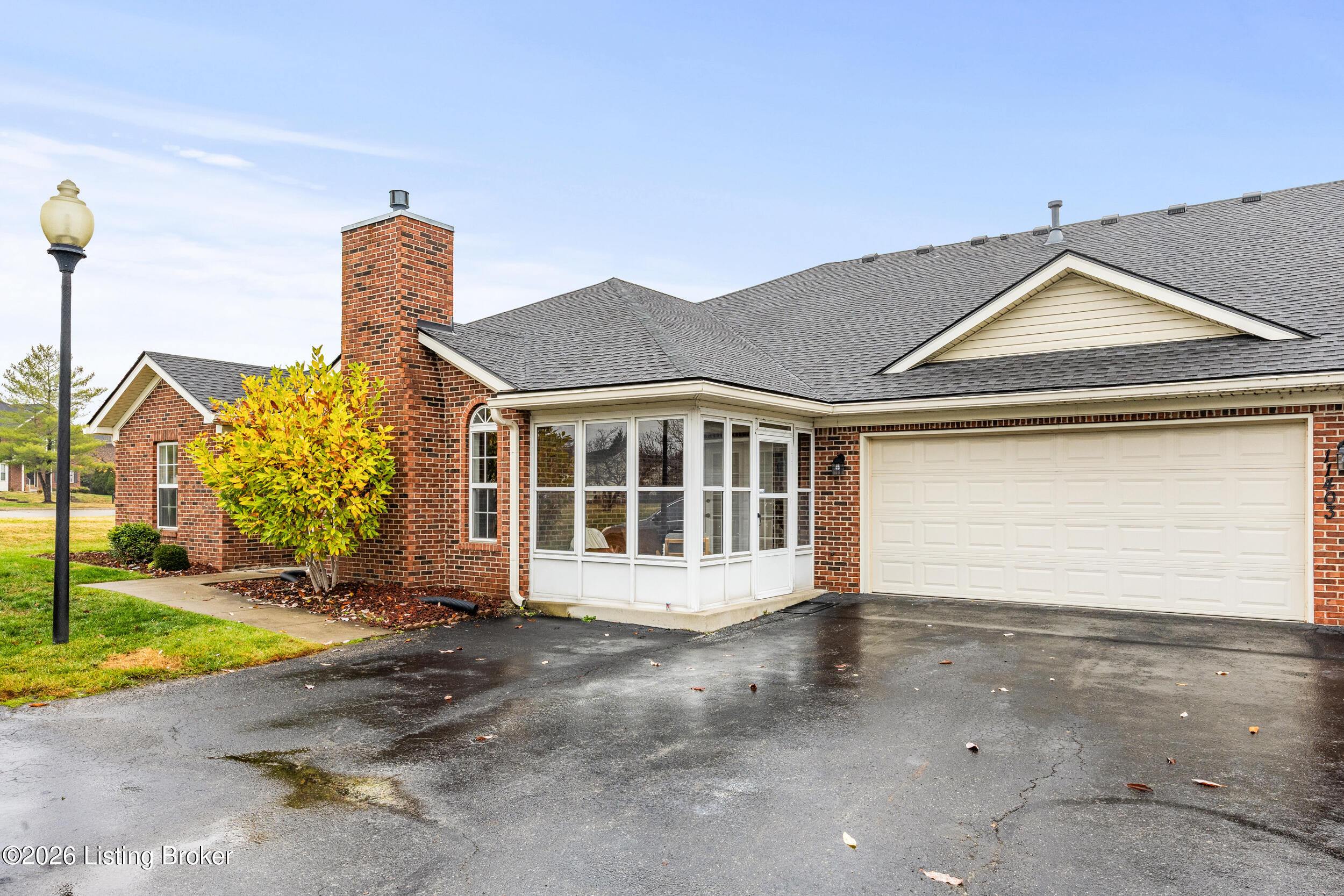 11403 Ridge Lake Dr