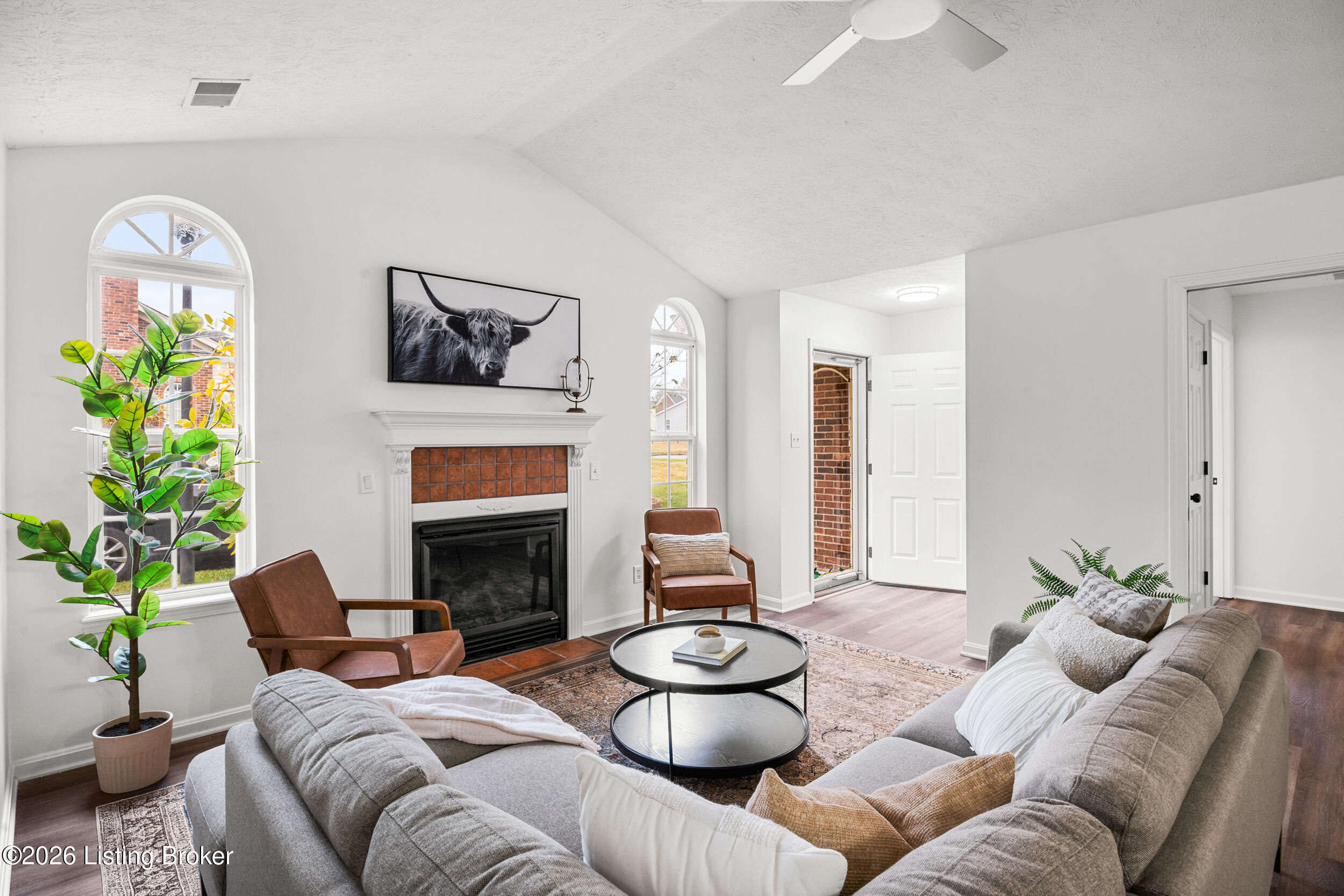 11403 Ridge Lake Dr