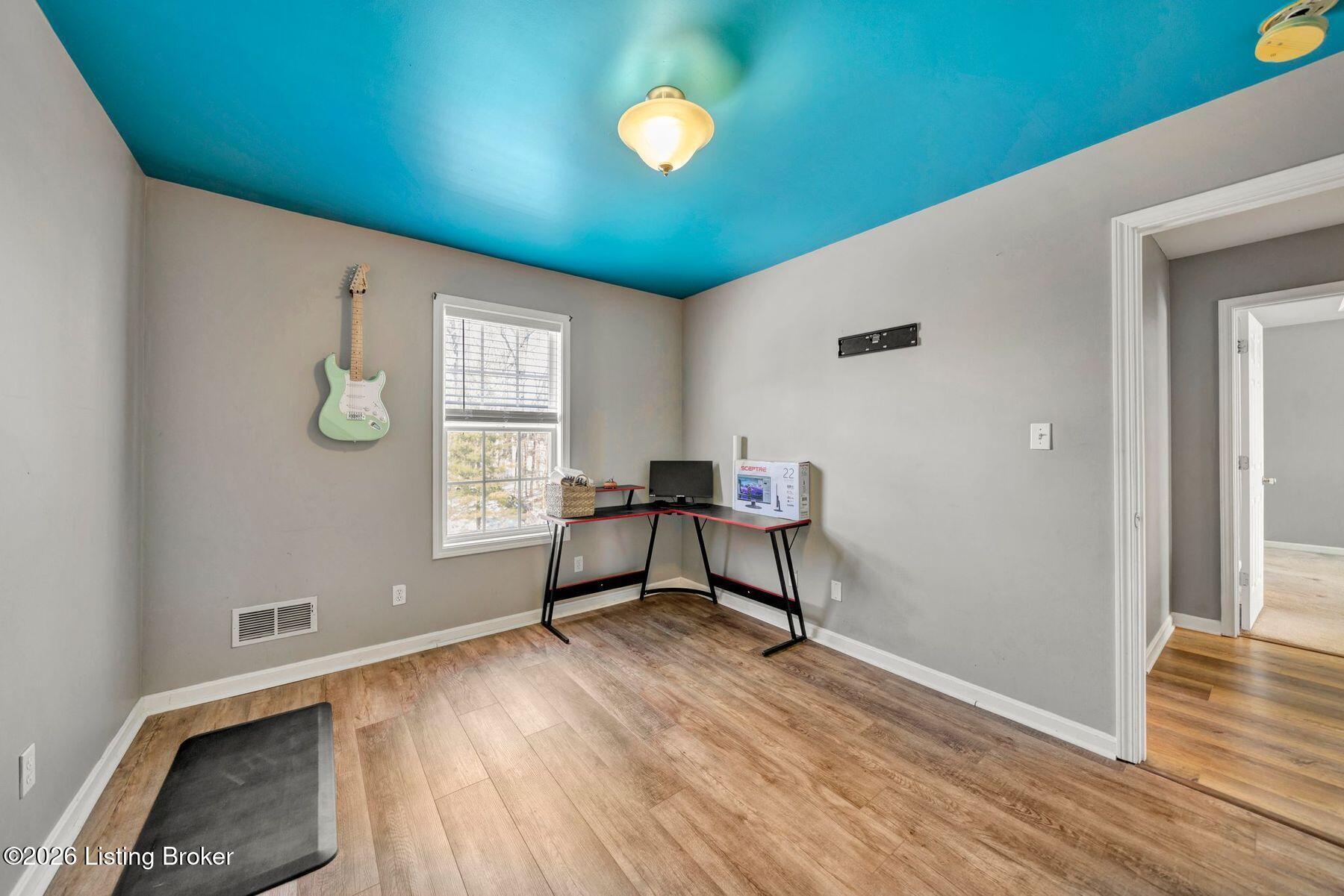 7121 Apple Orchard Ln