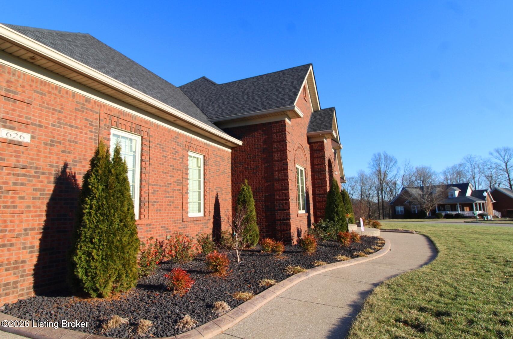 626 Woodland Pass