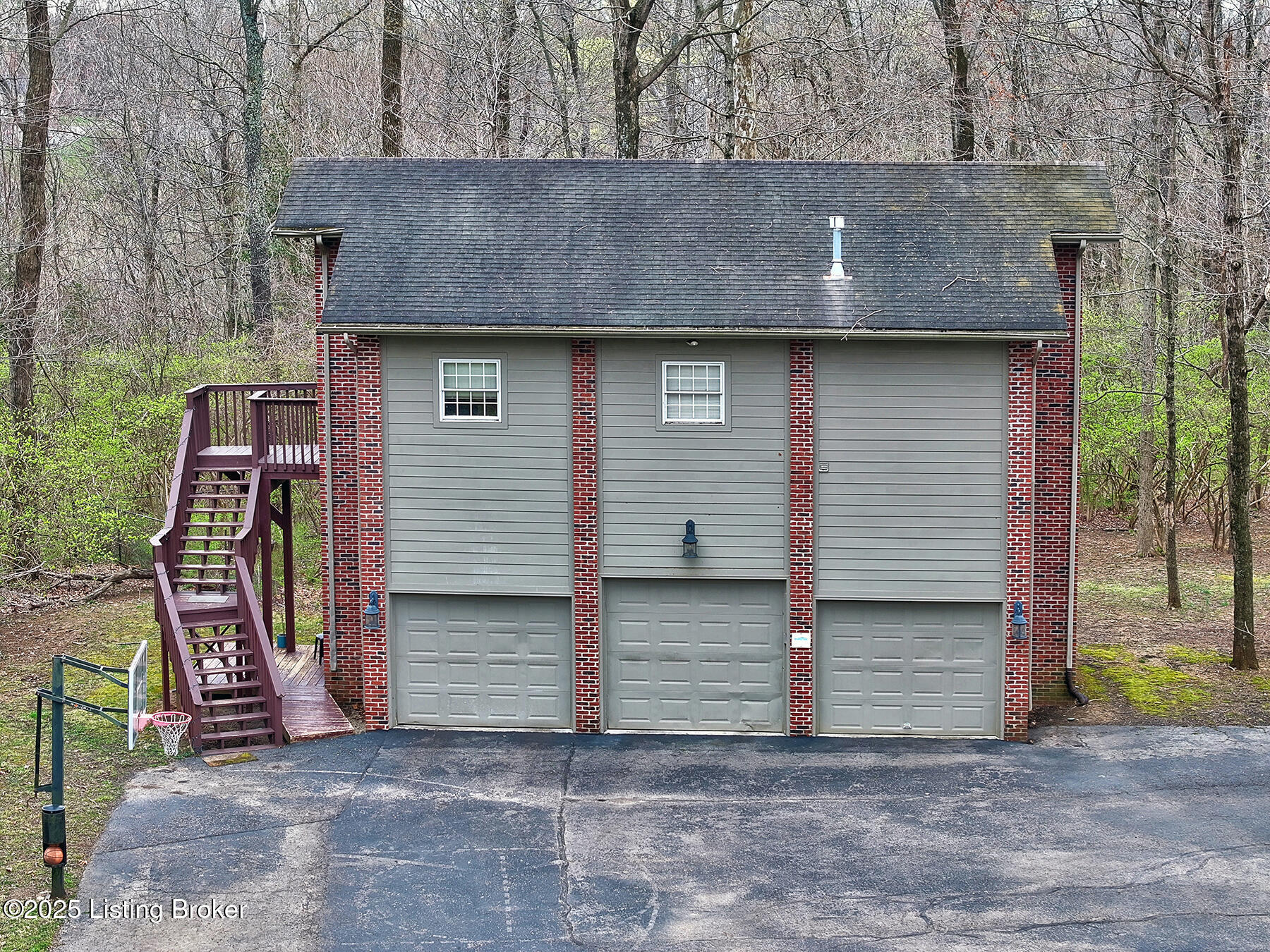 4226 Dolphin Rd
