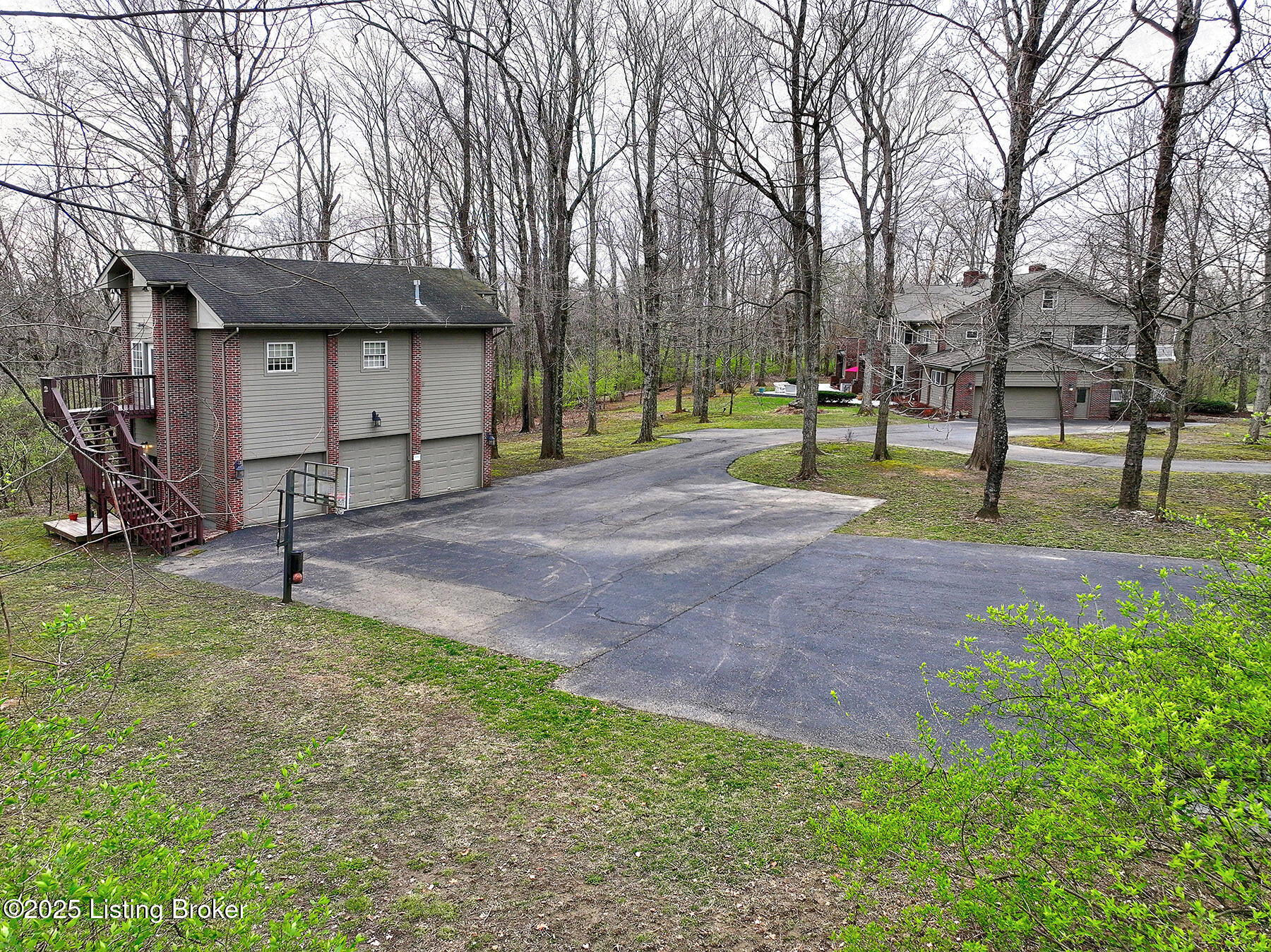 4226 Dolphin Rd