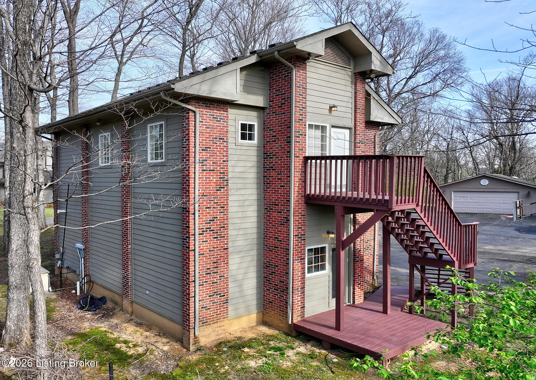 4226 Dolphin Rd