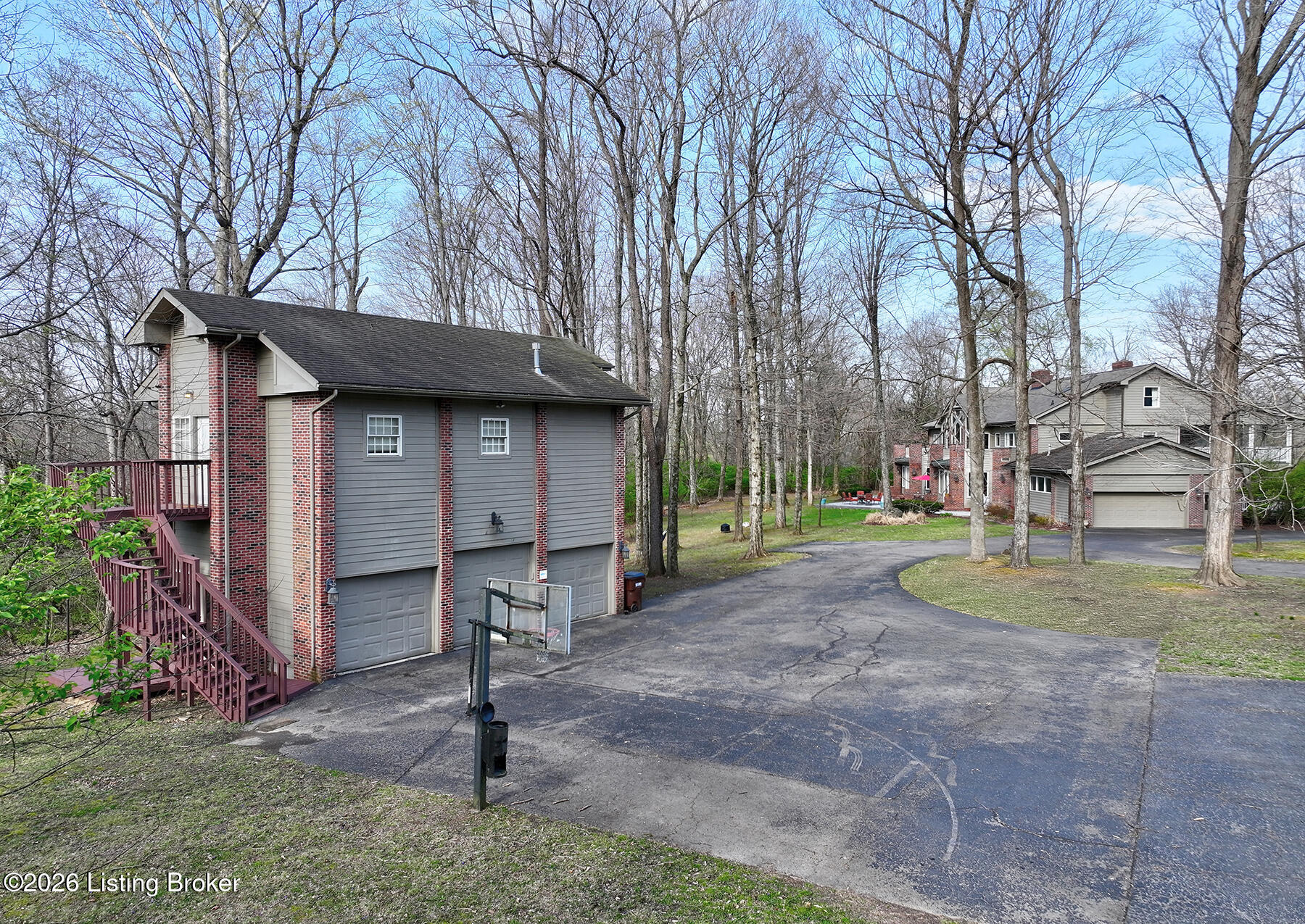 4226 Dolphin Rd