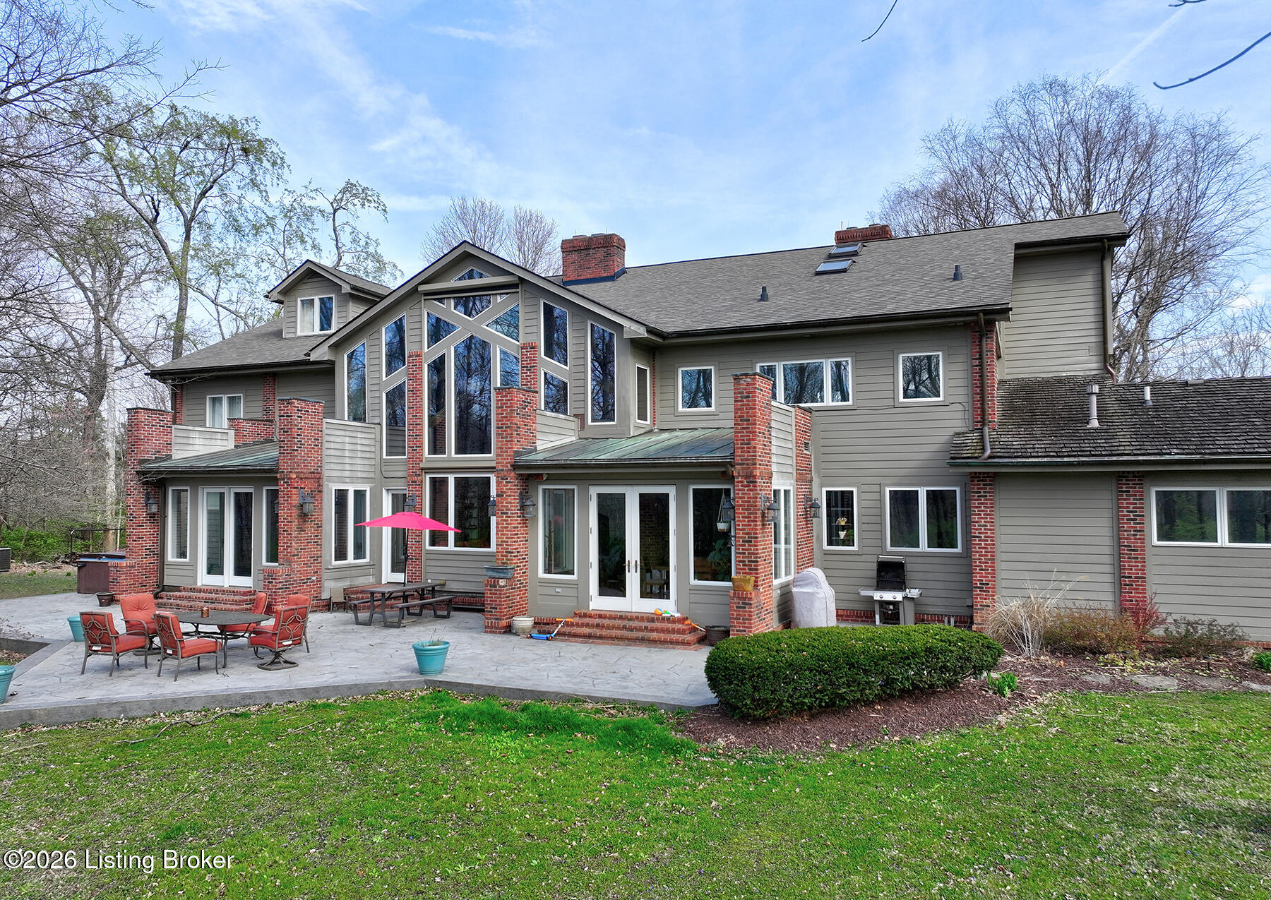 4226 Dolphin Rd