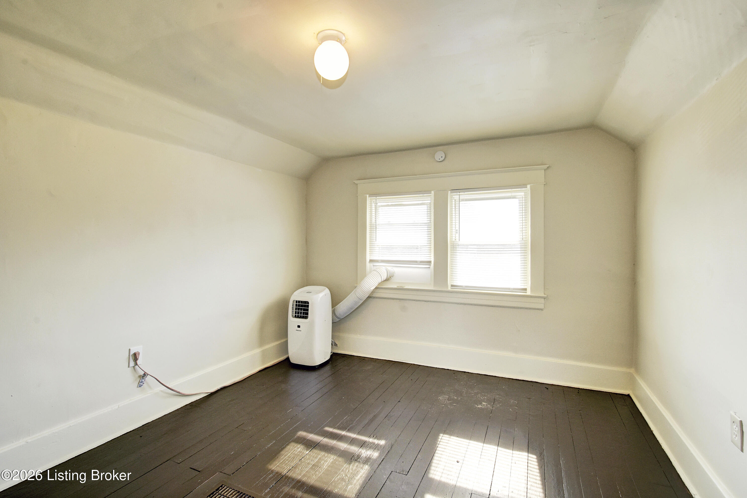 1114 Cecil Ave