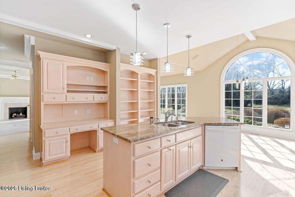 6506 Sedgwicke Dr