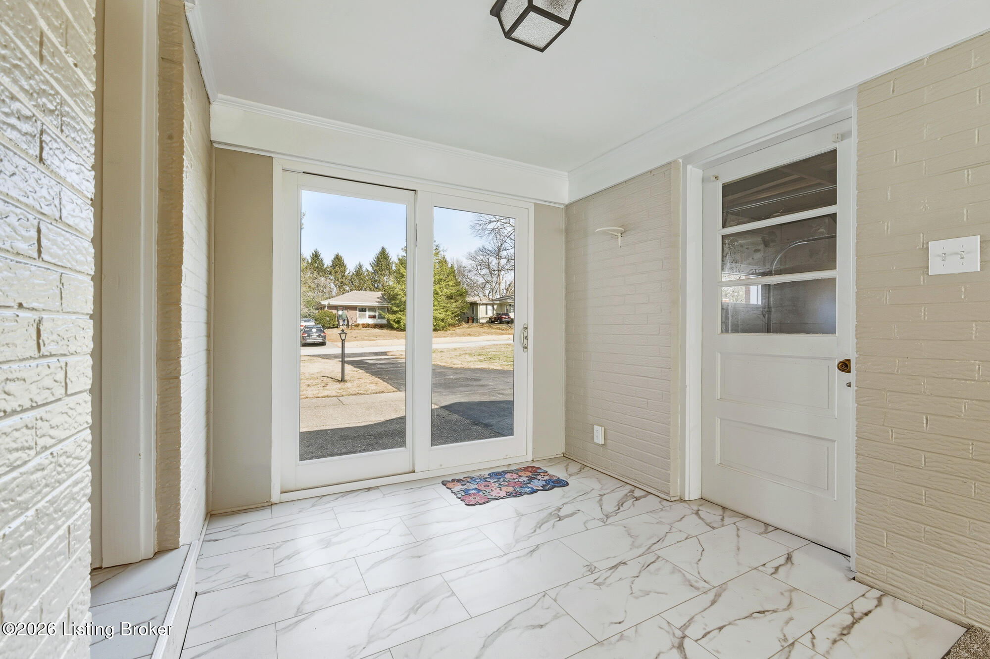34 Narwood Dr