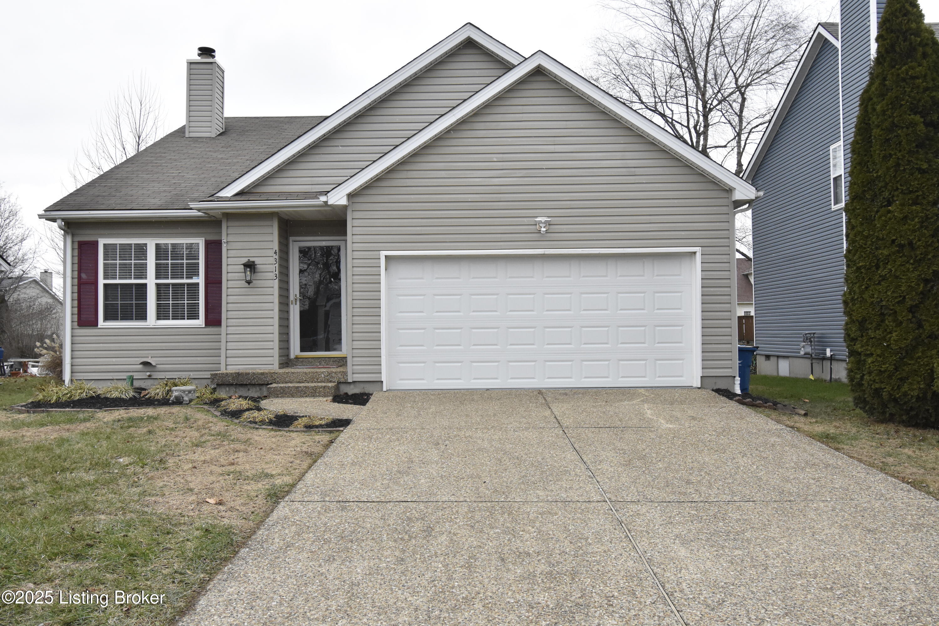 4313 Hickoryview Dr