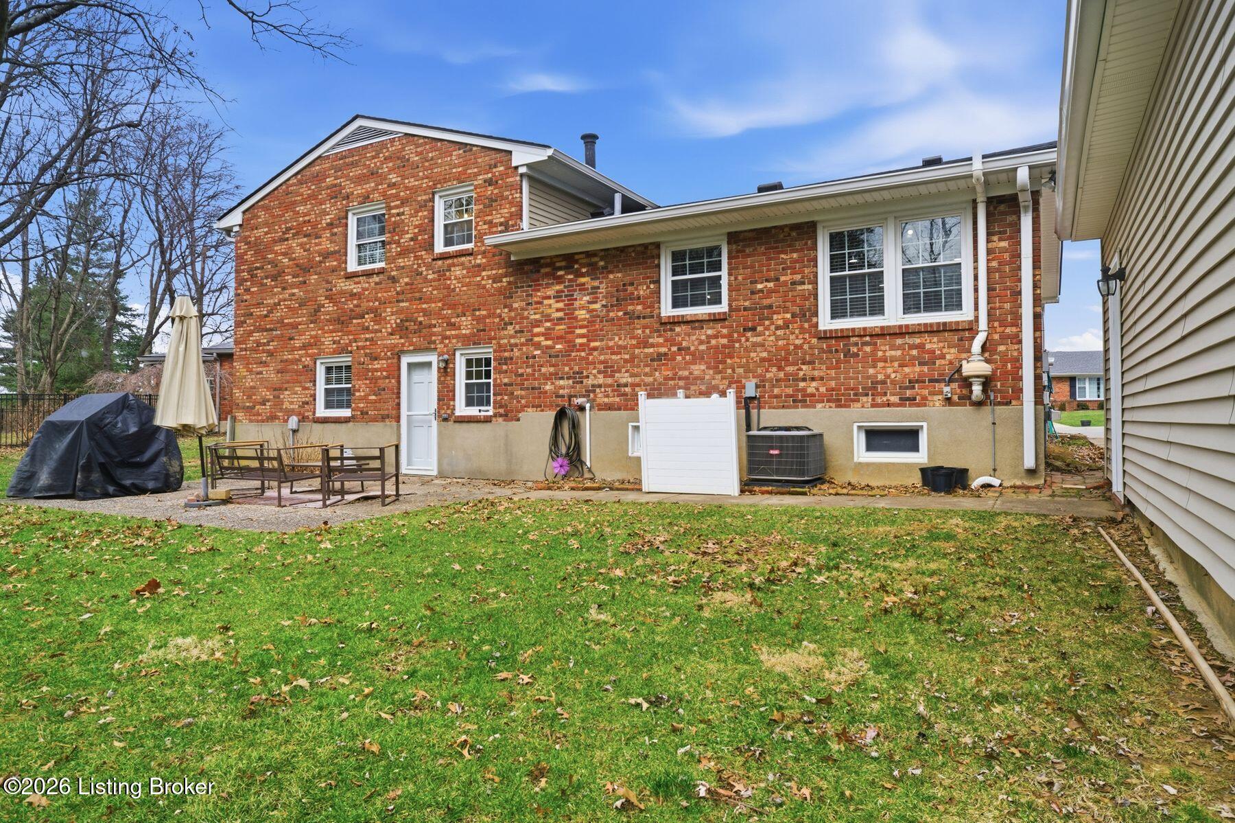 11102 Berwick Pl