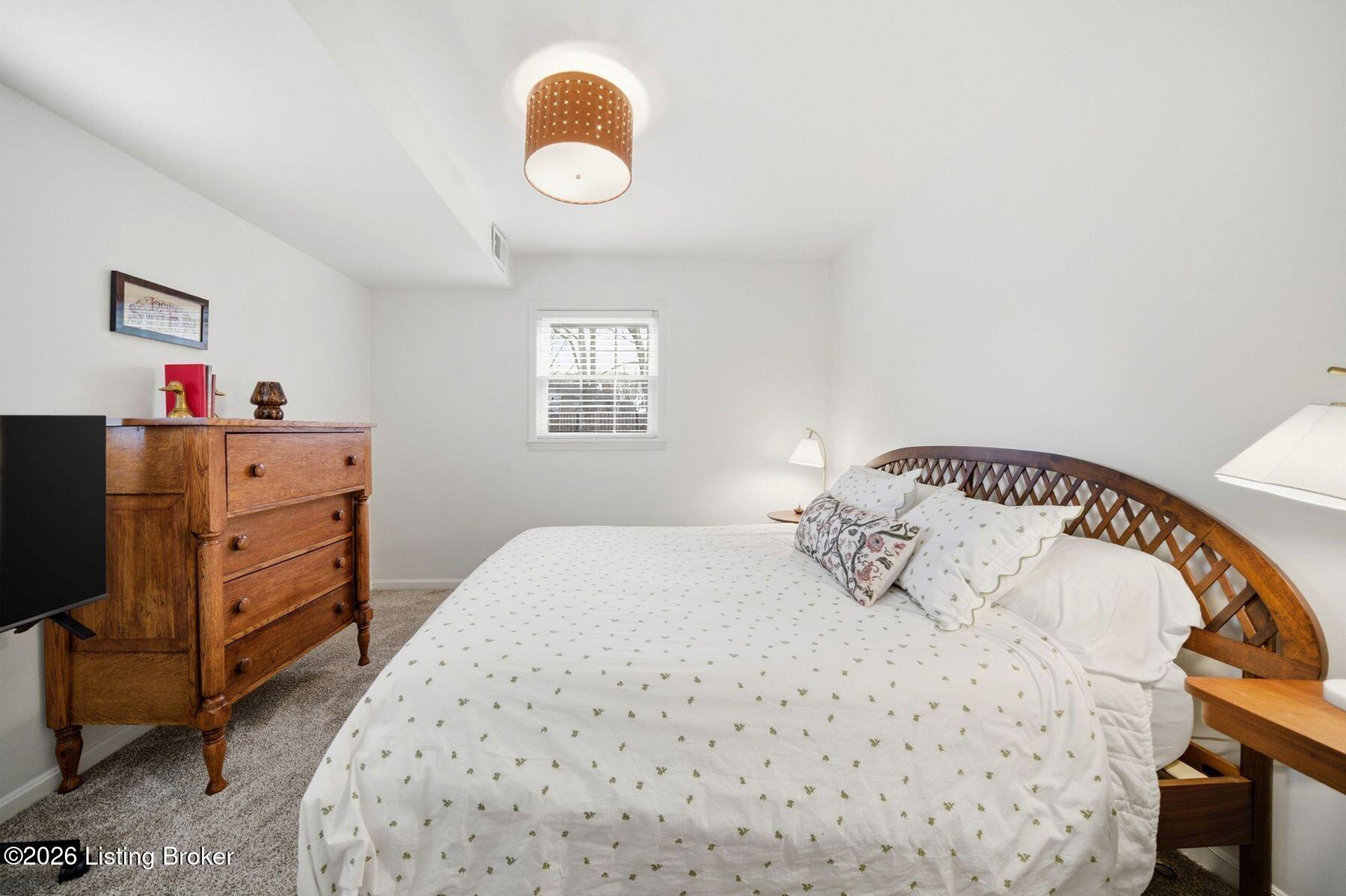 11102 Berwick Pl