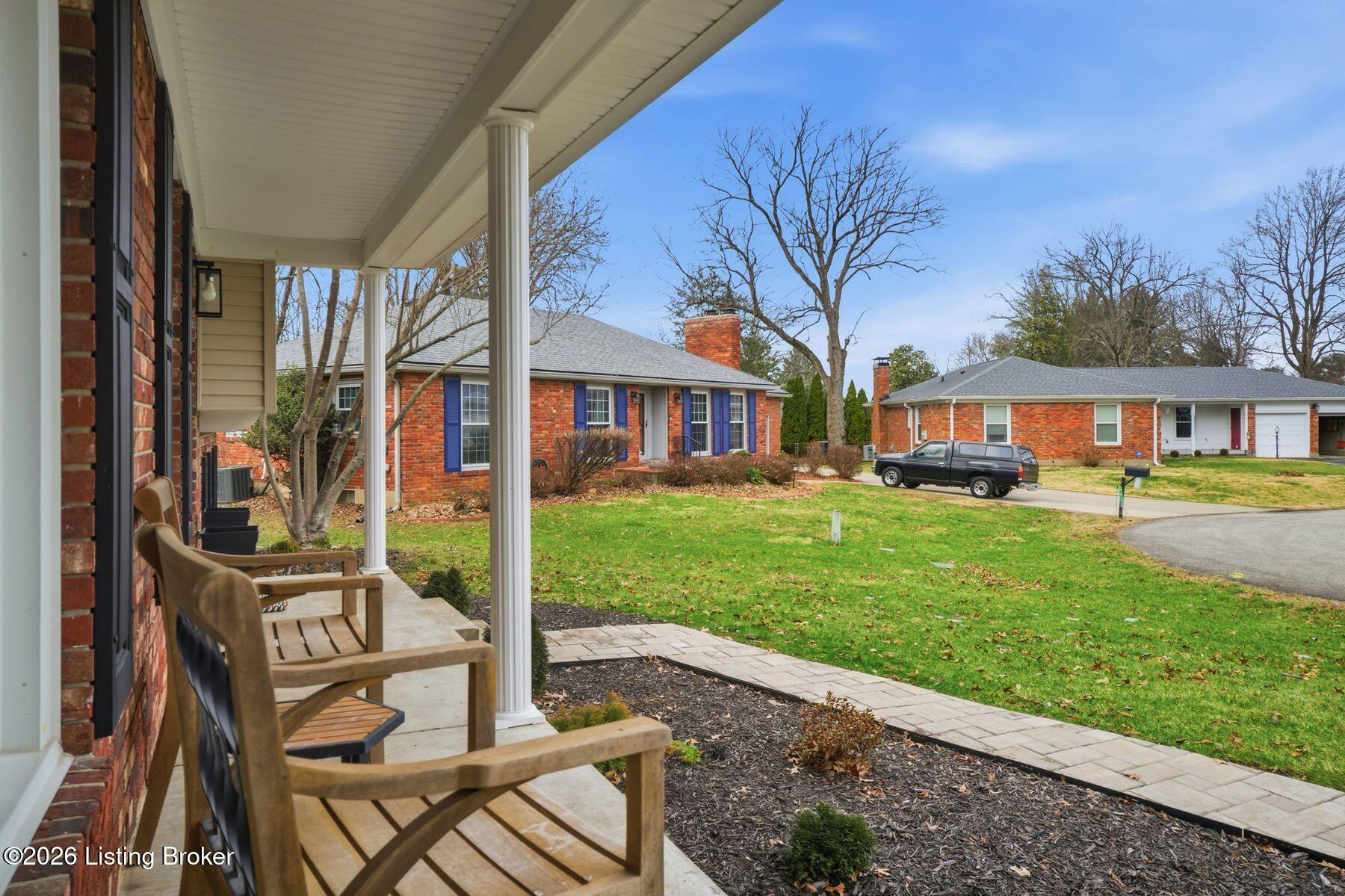 11102 Berwick Pl