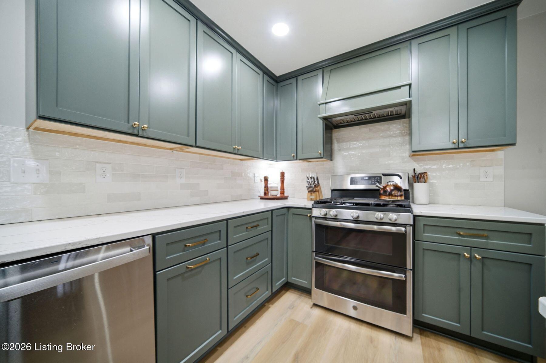 11102 Berwick Pl