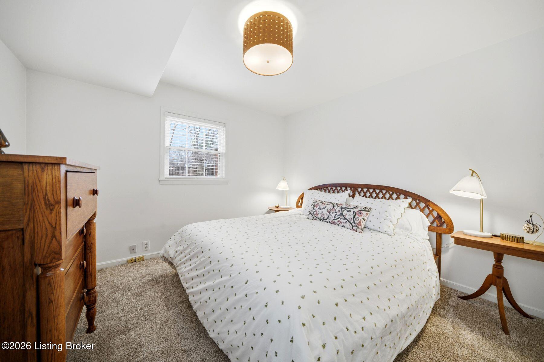 11102 Berwick Pl