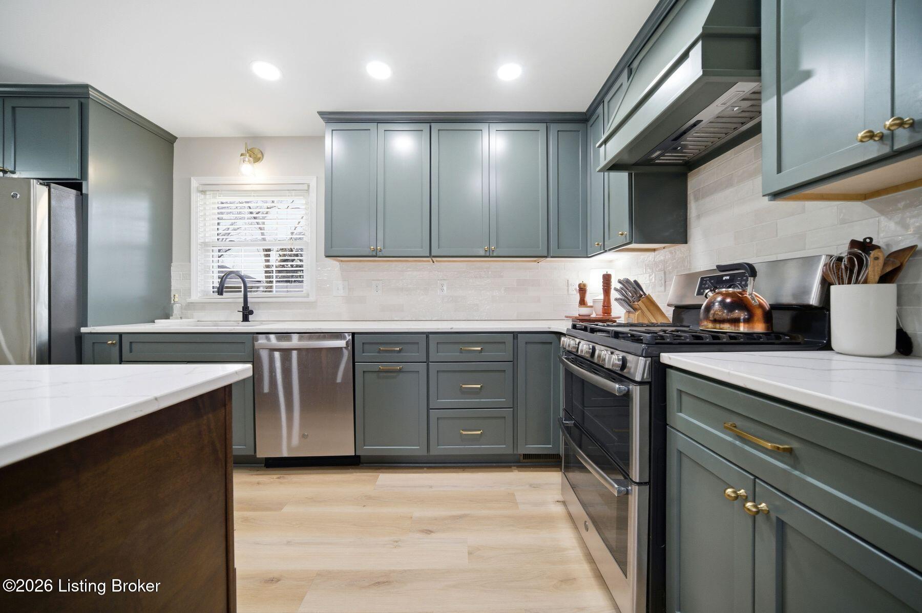 11102 Berwick Pl