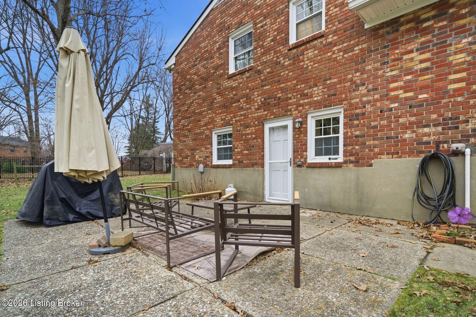 11102 Berwick Pl