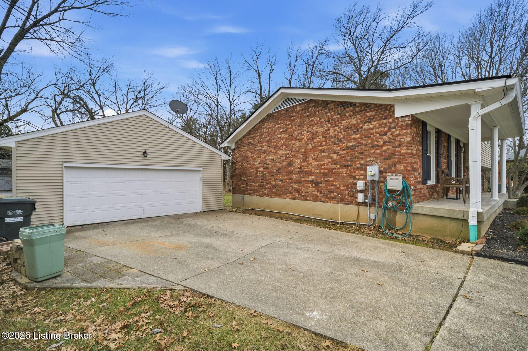 11102 Berwick Pl