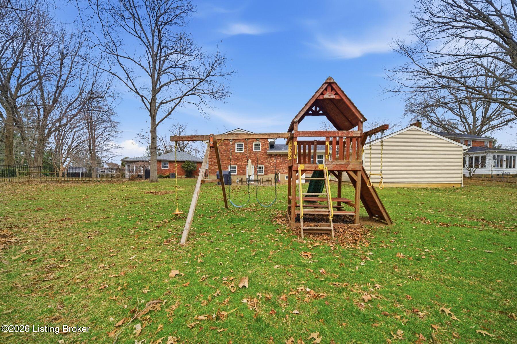 11102 Berwick Pl