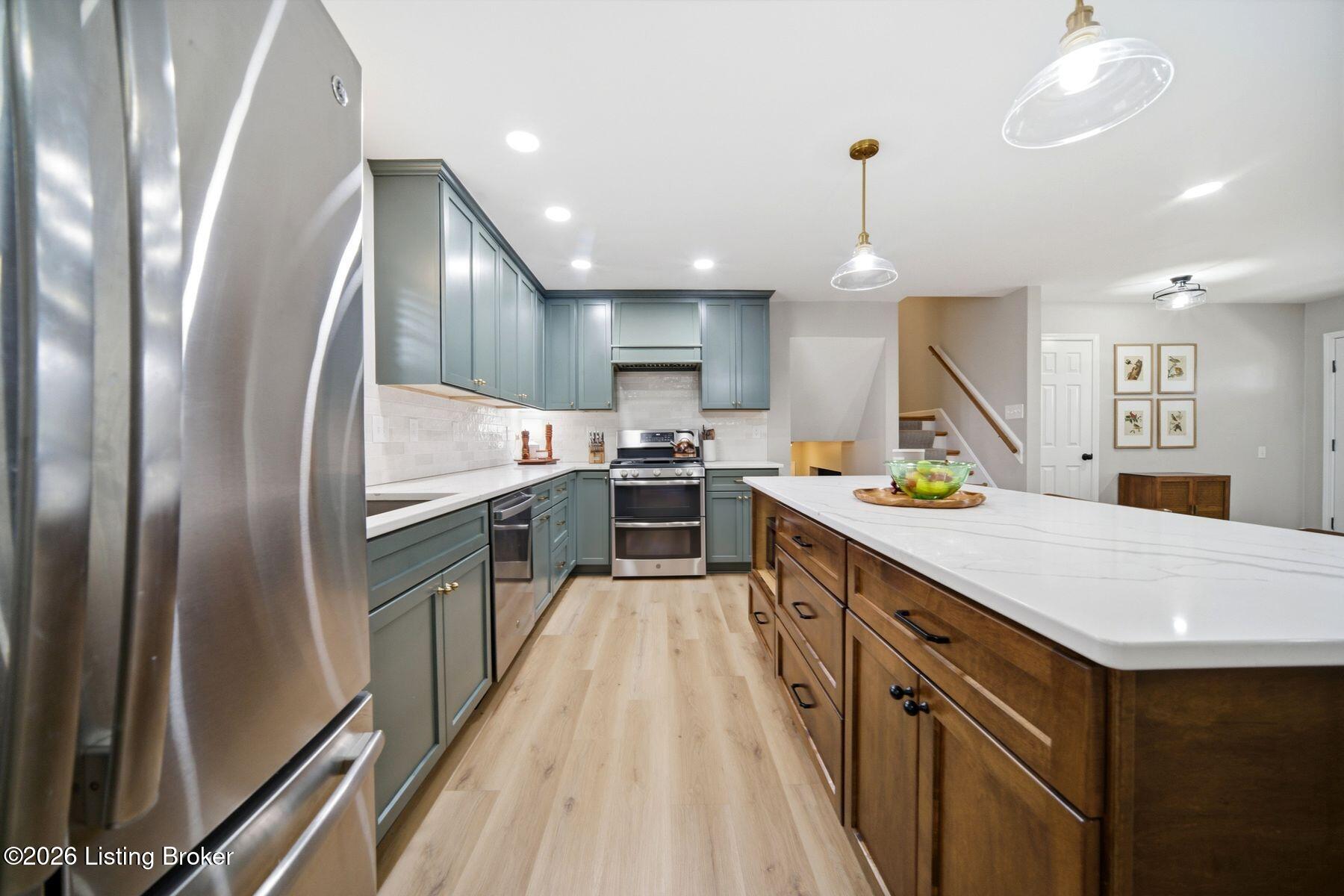 11102 Berwick Pl