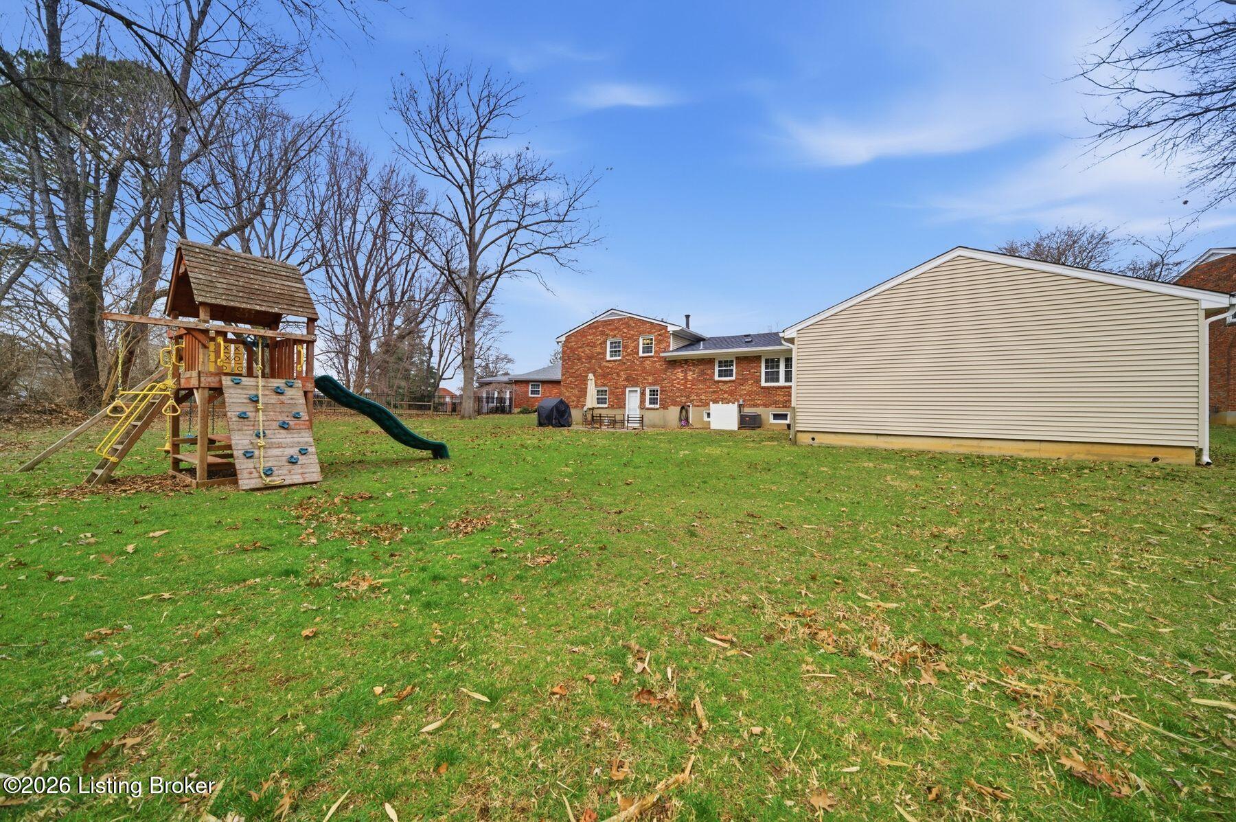 11102 Berwick Pl