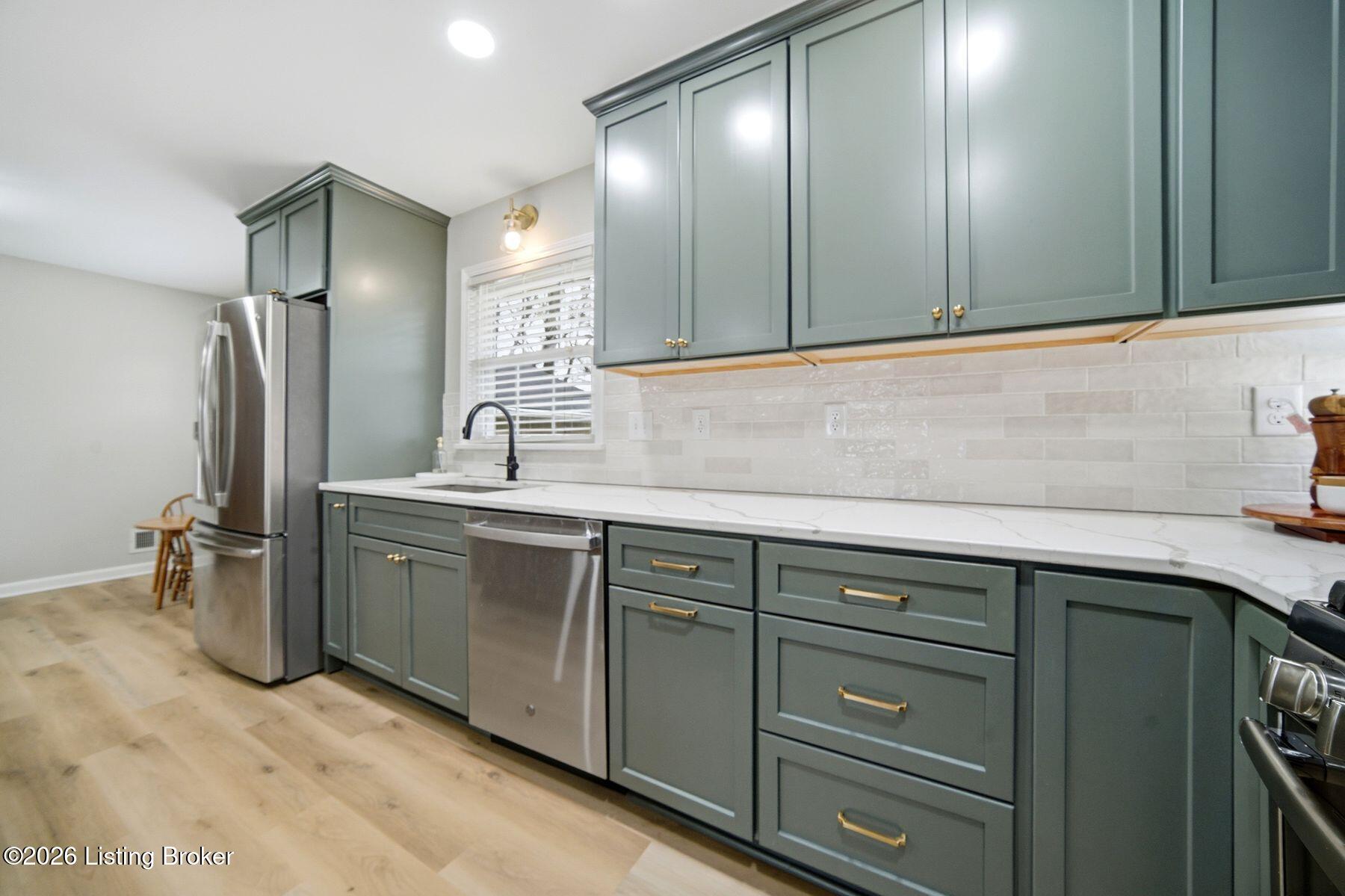 11102 Berwick Pl