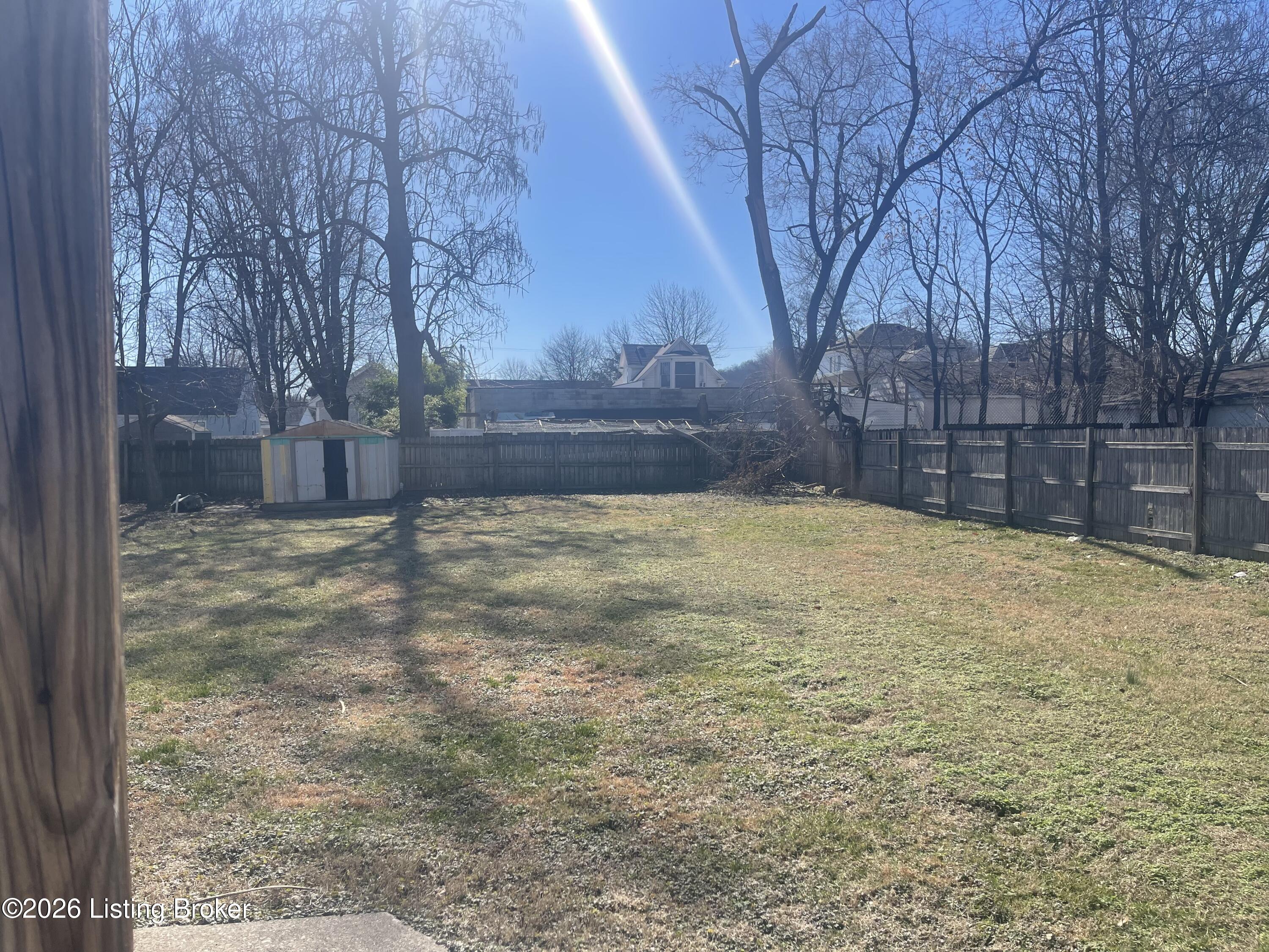 1204 Walter Ave