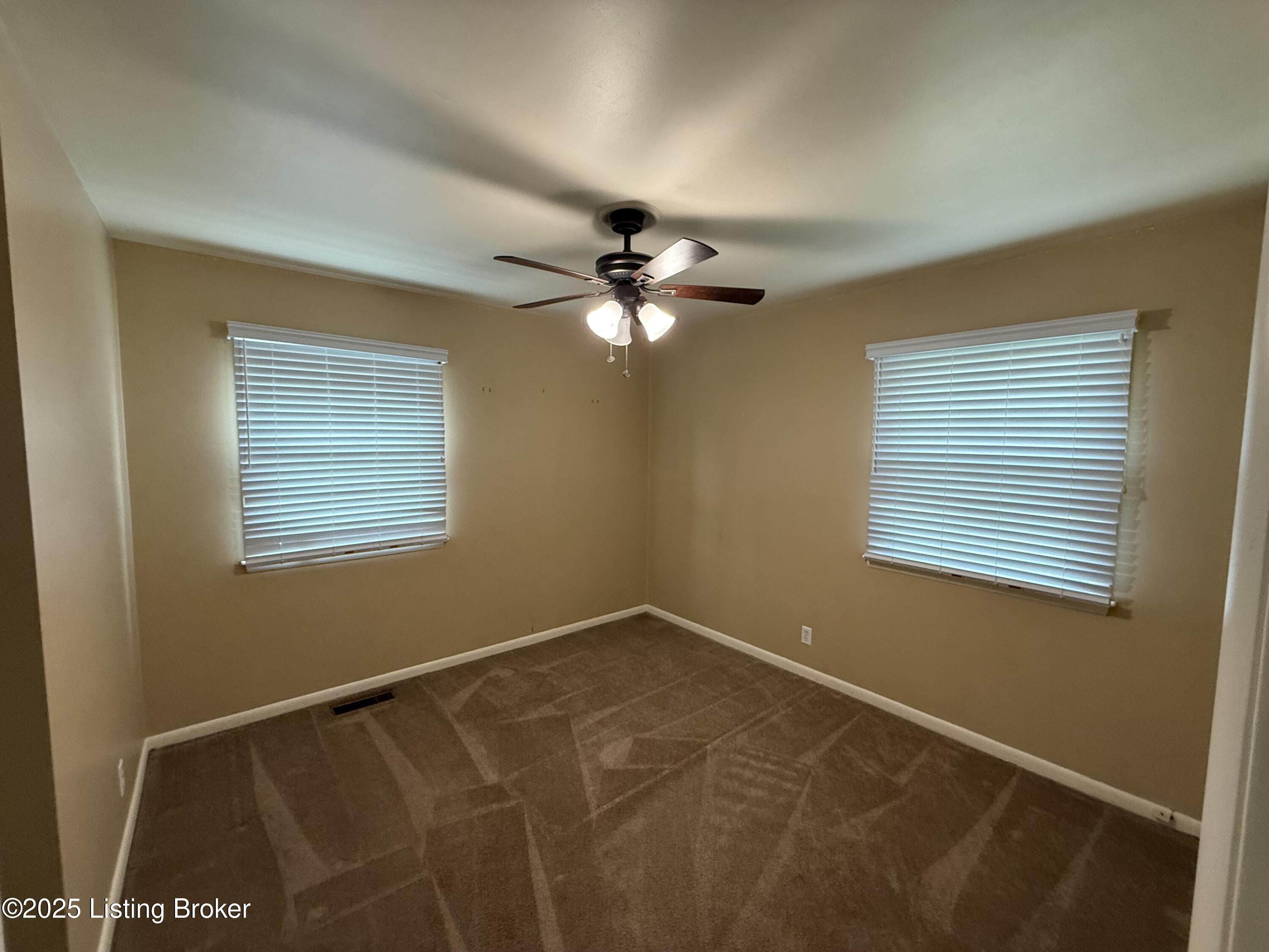 2431 Proctor Knott Dr