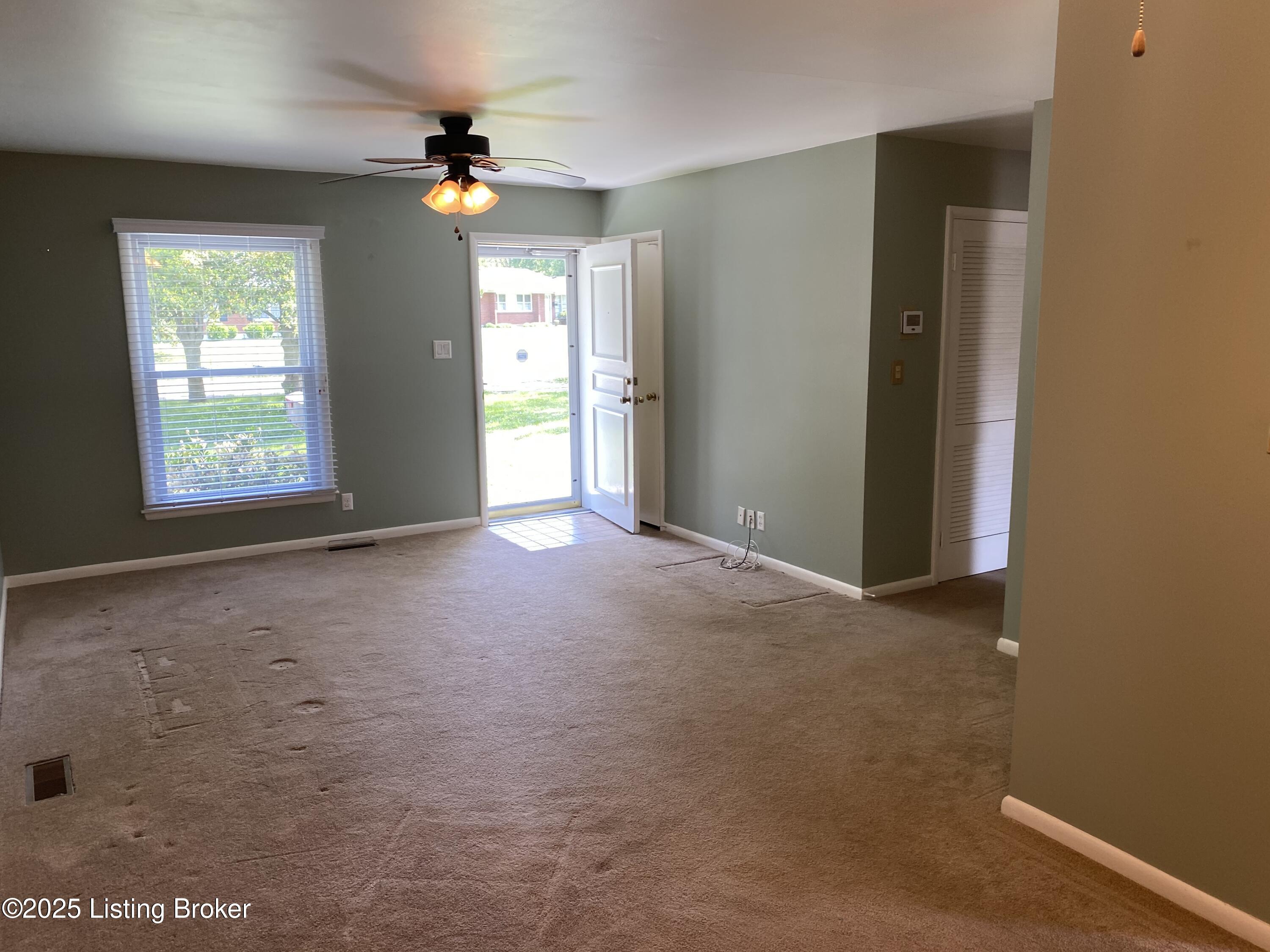 2431 Proctor Knott Dr