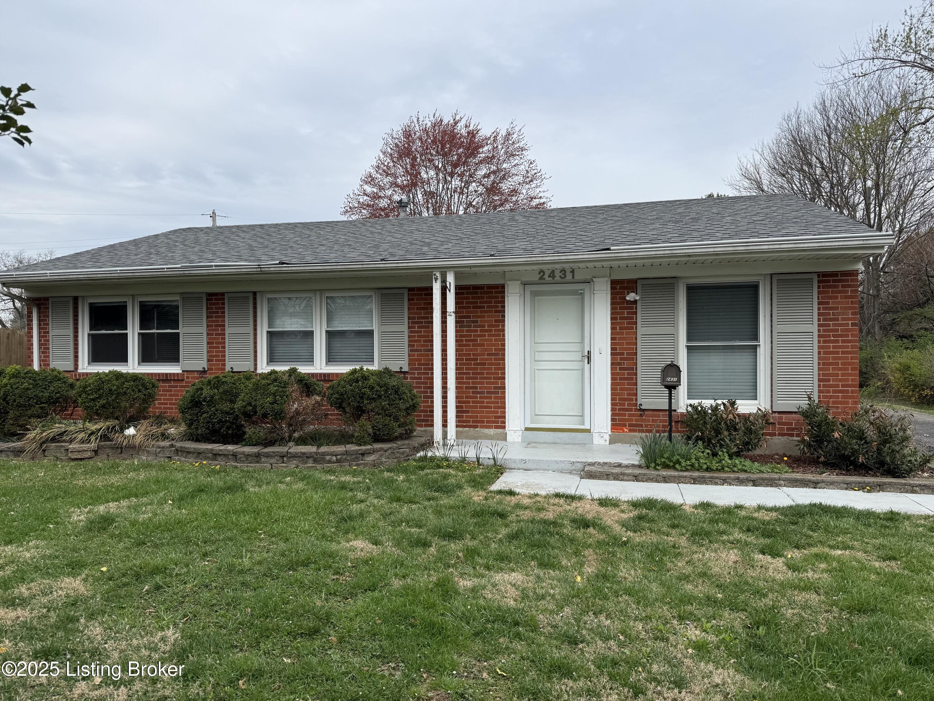2431 Proctor Knott Dr