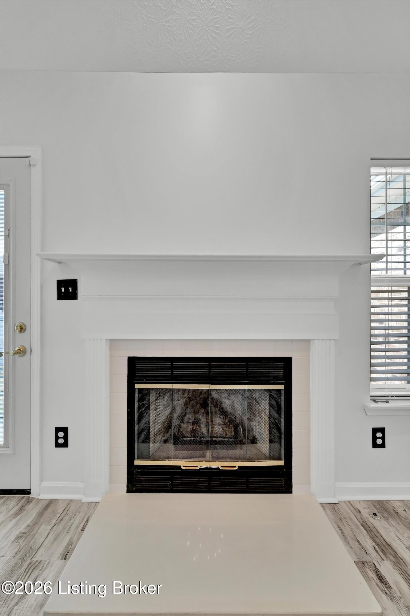 3812 Stone River Ct