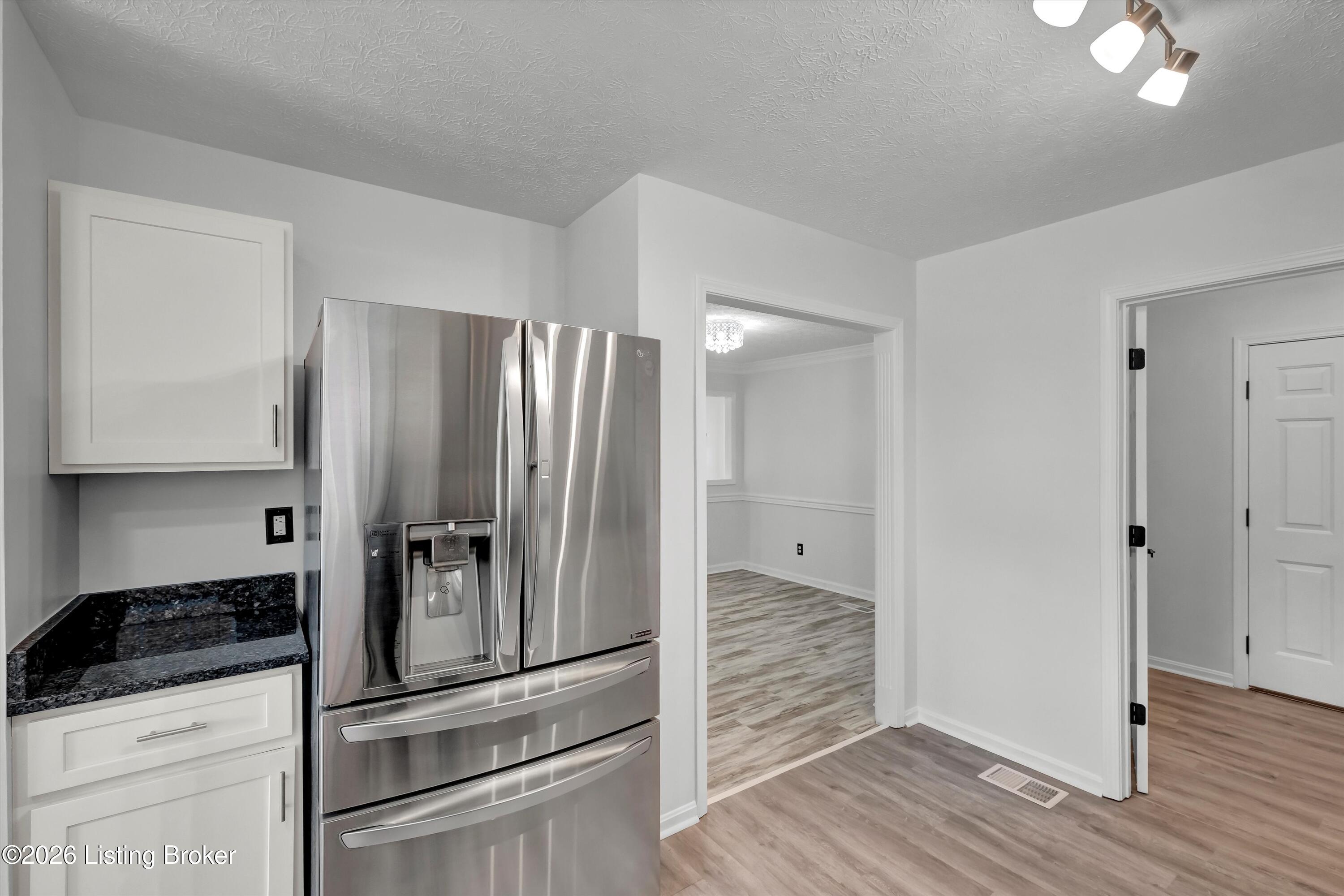 3812 Stone River Ct